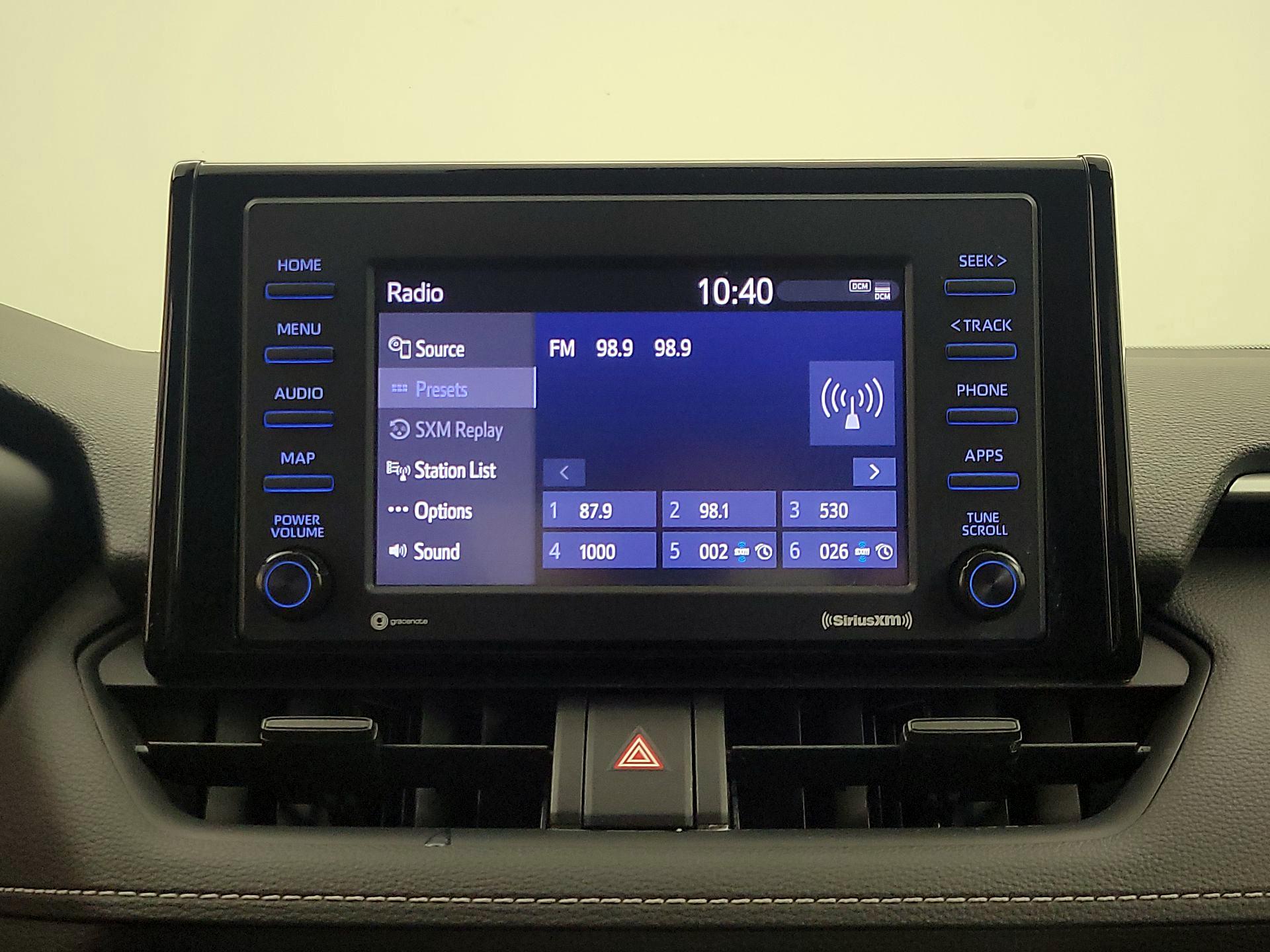 Thumbnail: 2020 Toyota RAV4 - 16