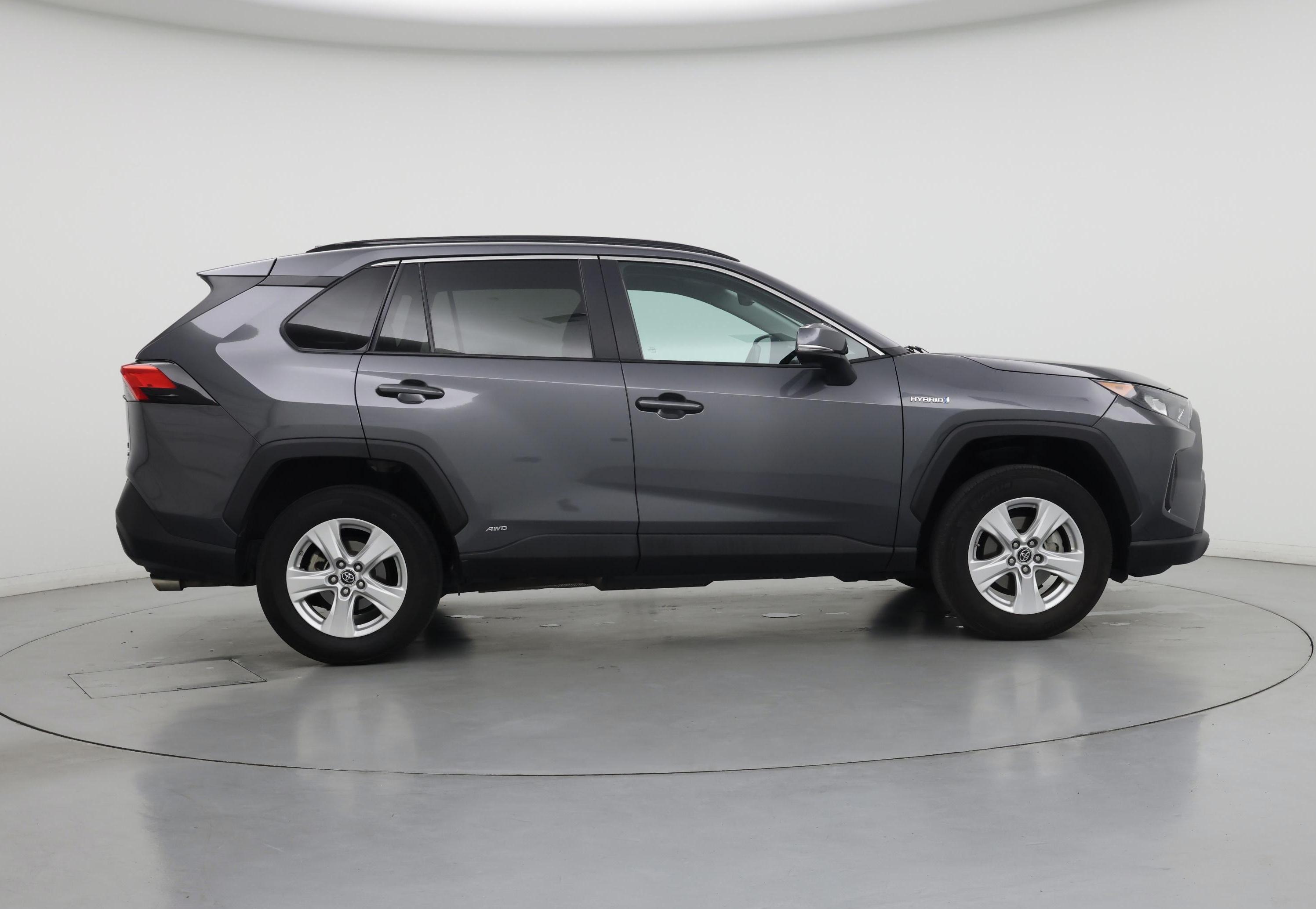 Thumbnail: 2020 Toyota RAV4 - 7