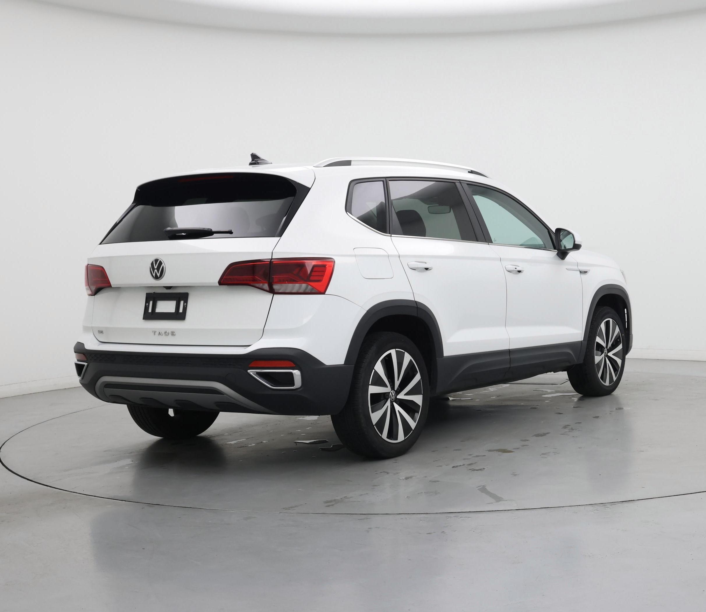 Thumbnail: 2024 Volkswagen Taos - 8
