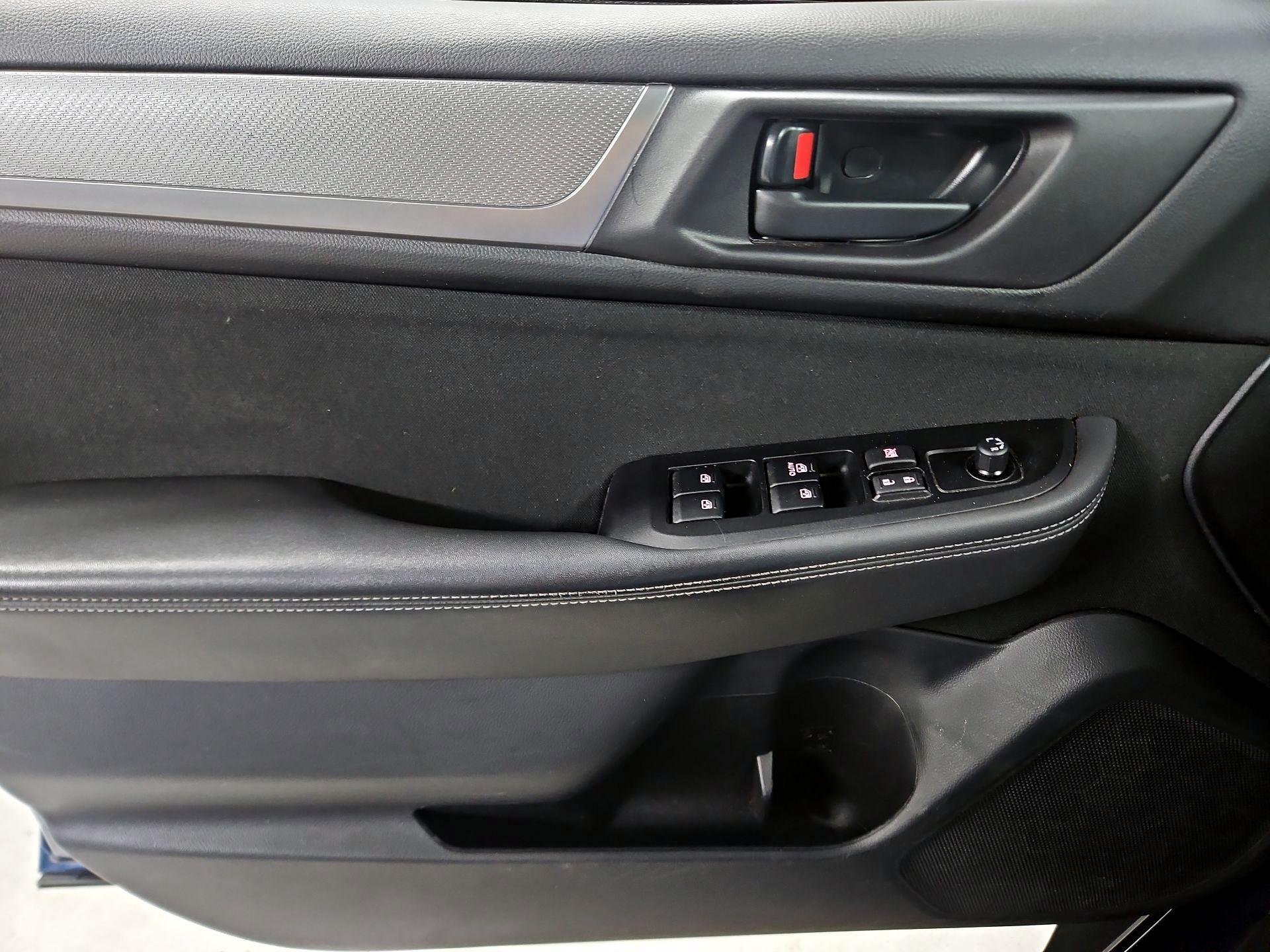 Thumbnail: 2019 Subaru Outback - 12