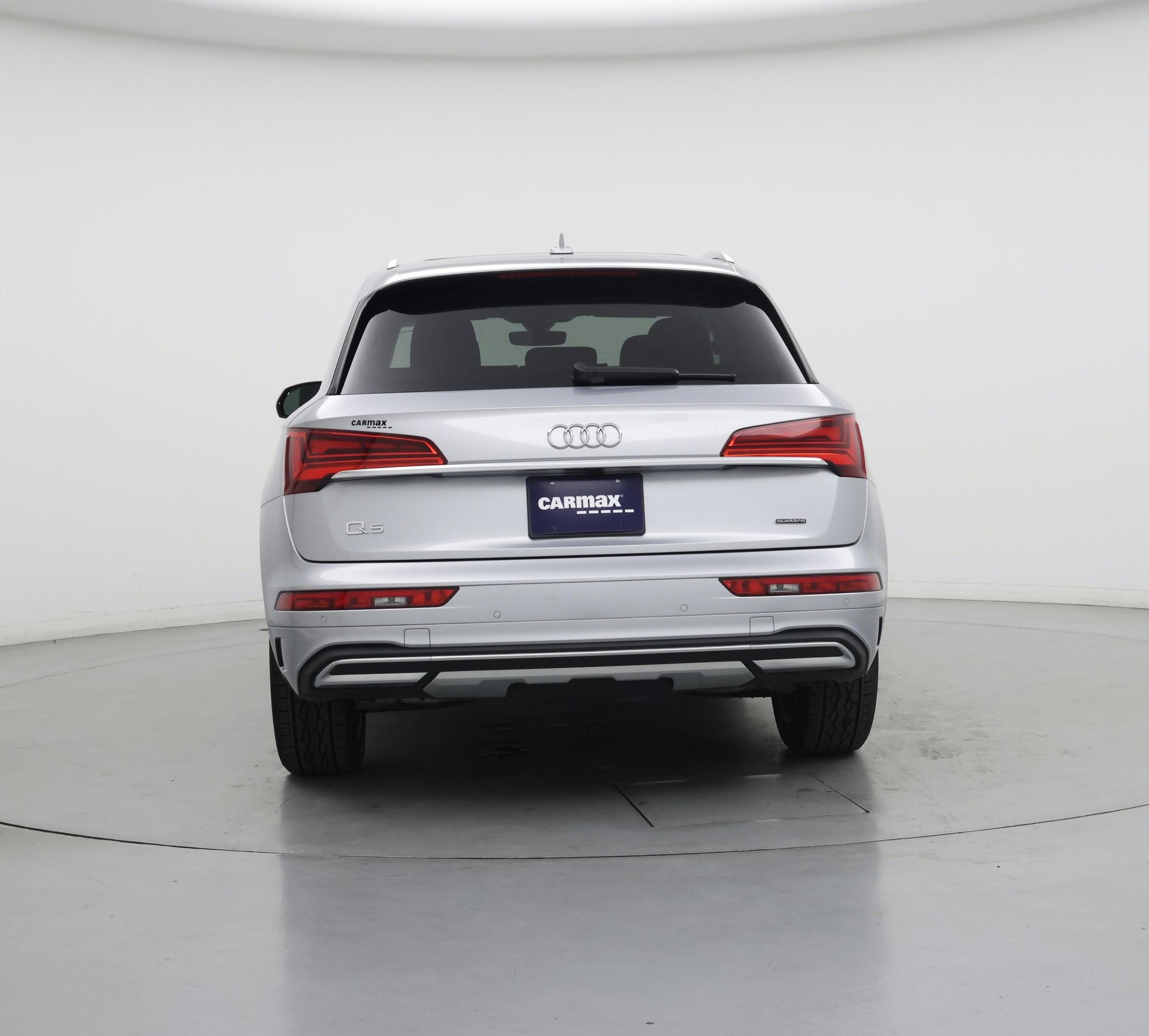 Thumbnail: 2023 Audi Q5 - 6