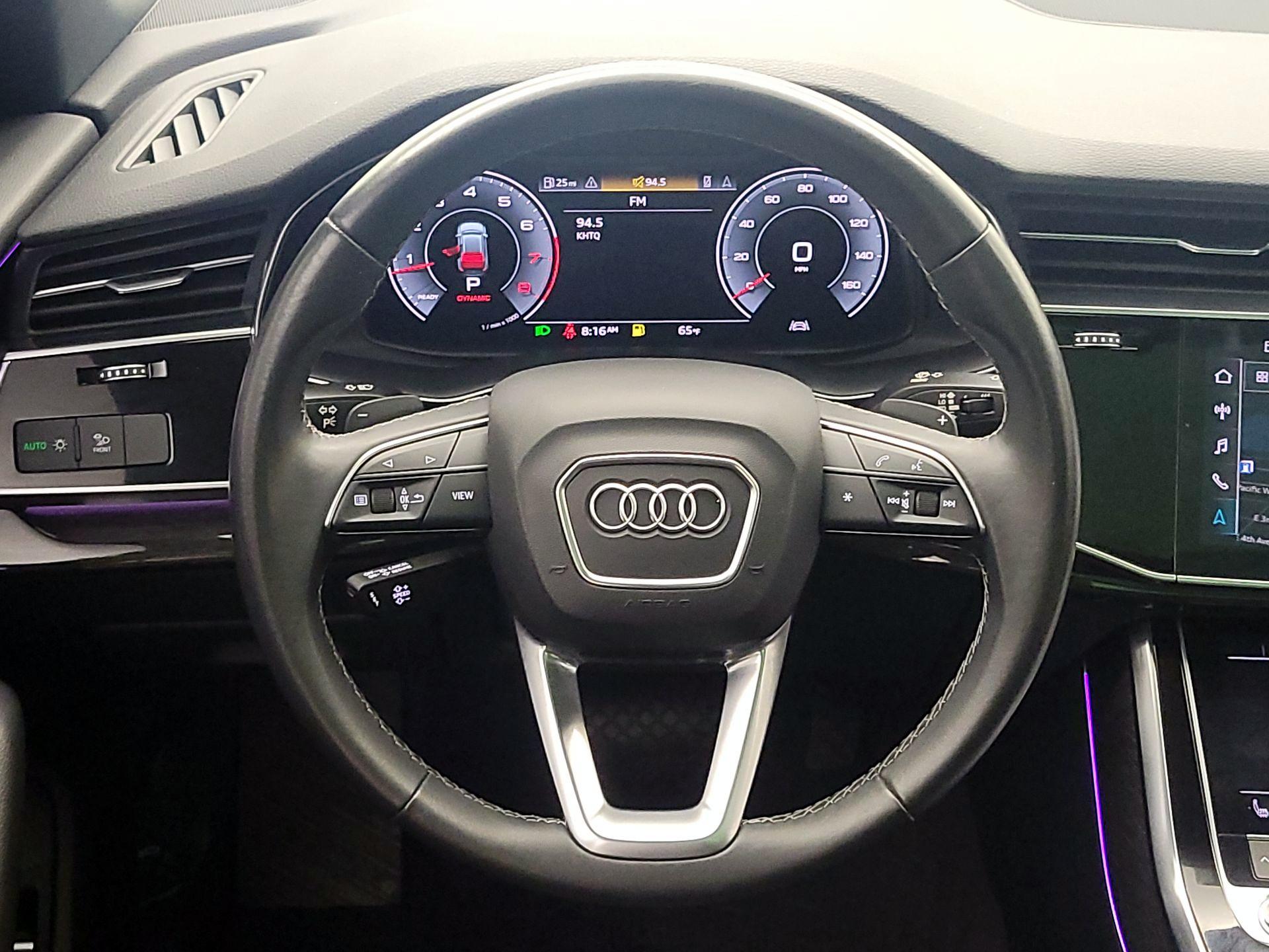 Thumbnail: 2021 Audi Q8 - 10