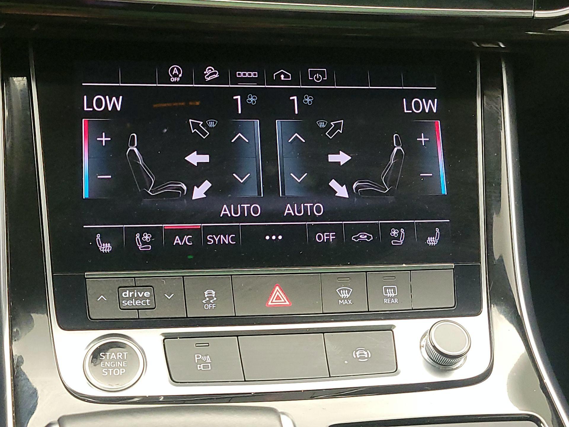 Thumbnail: 2021 Audi Q8 - 17