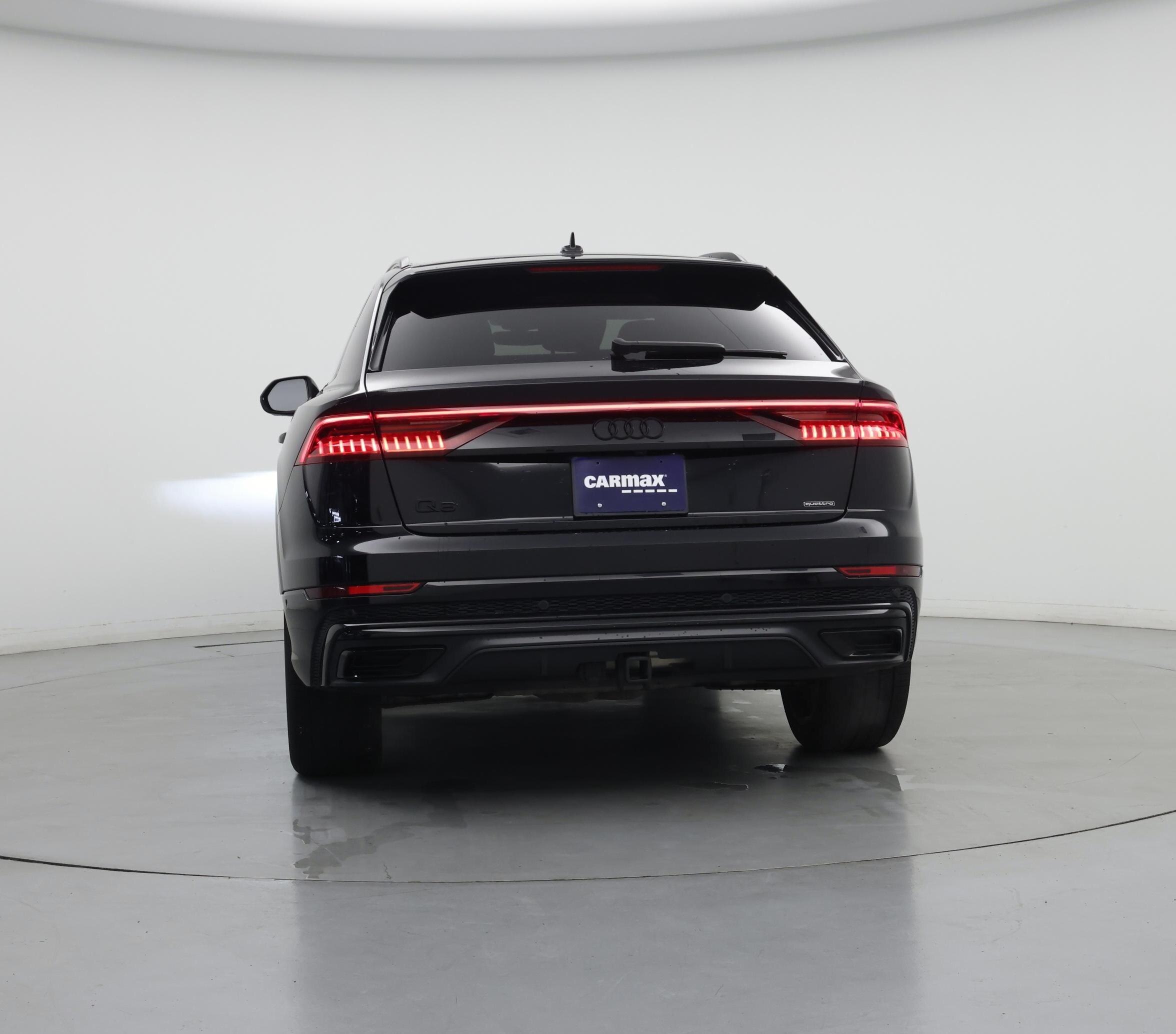 Thumbnail: 2021 Audi Q8 - 6
