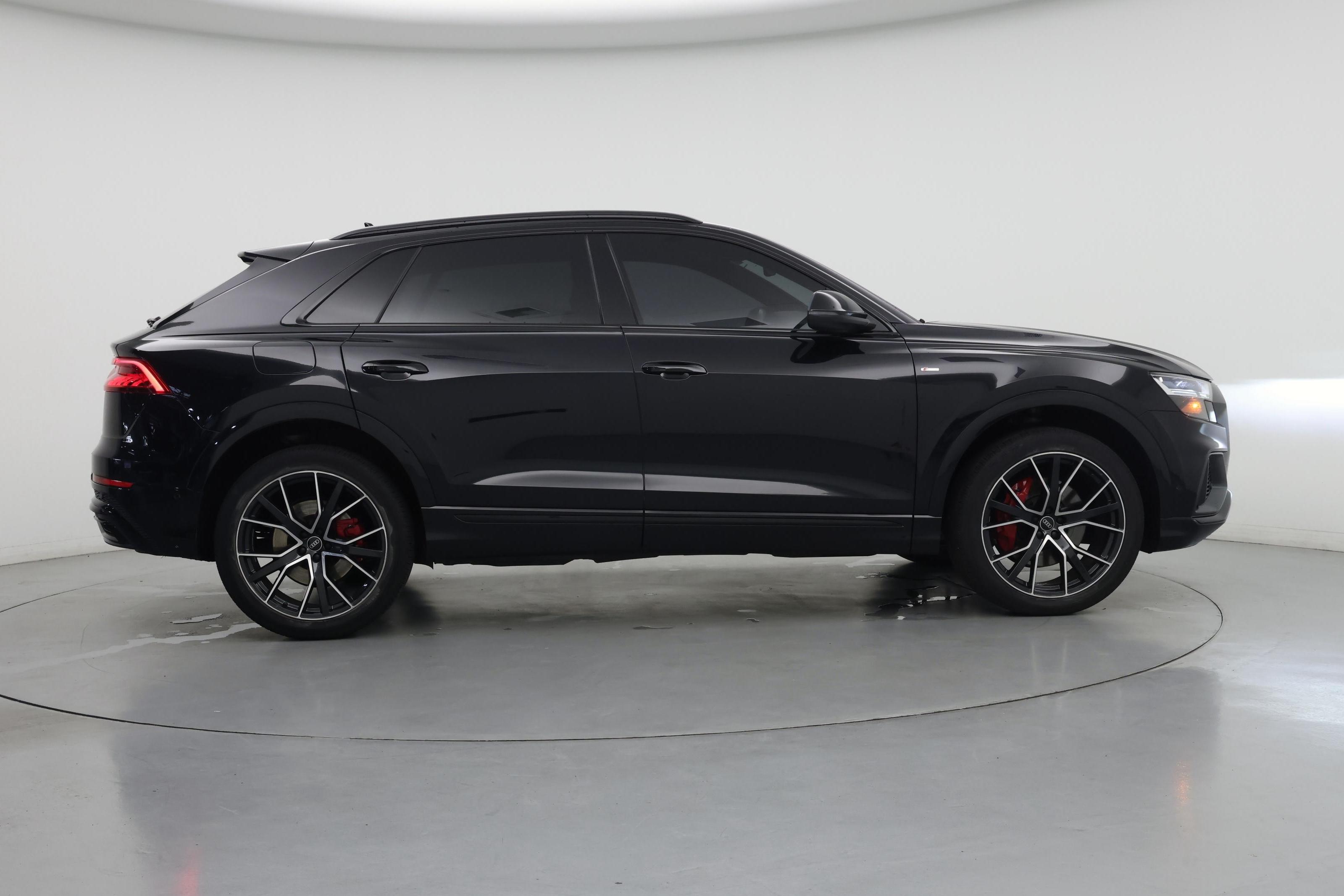 Thumbnail: 2021 Audi Q8 - 7