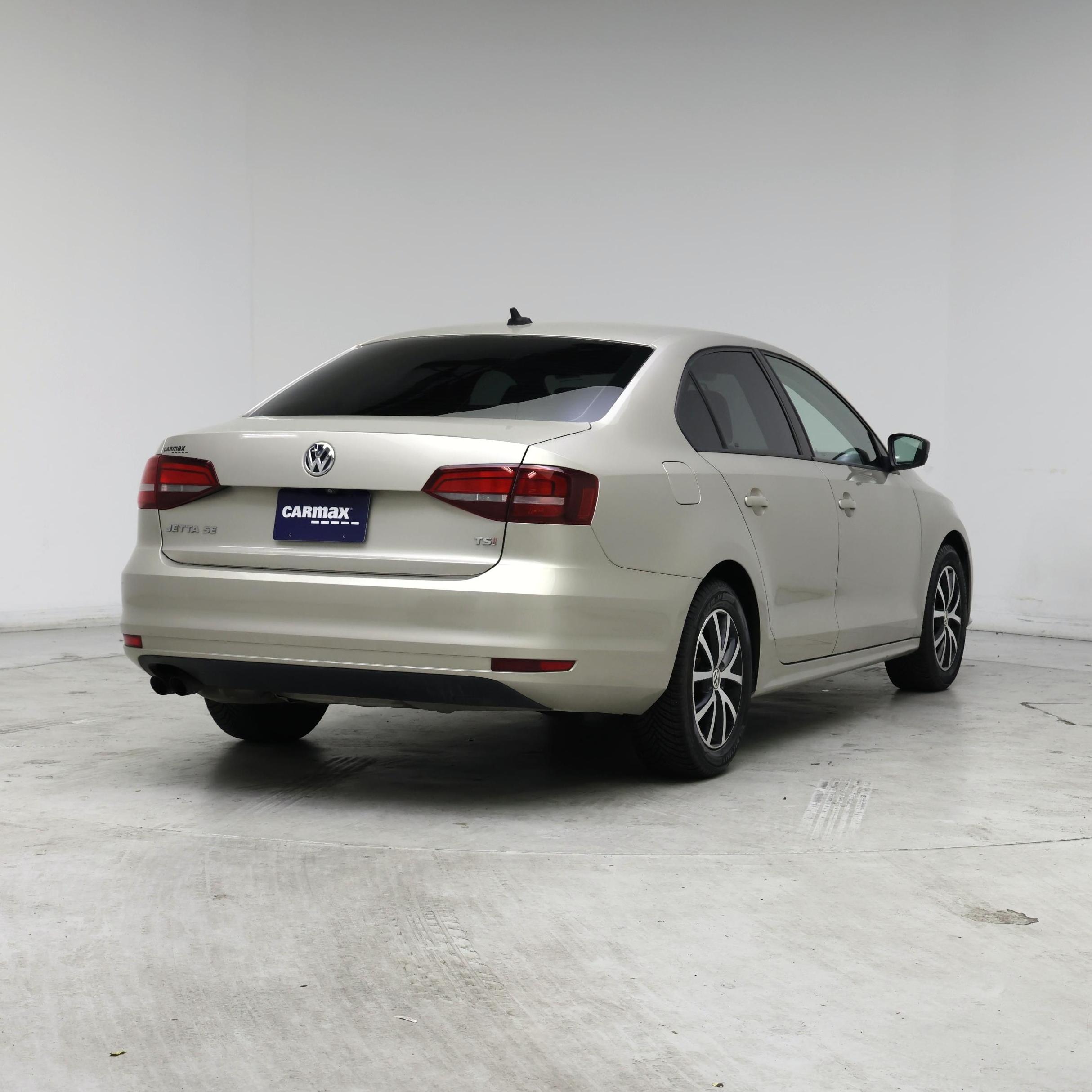 Thumbnail: 2016 Volkswagen Jetta - 8