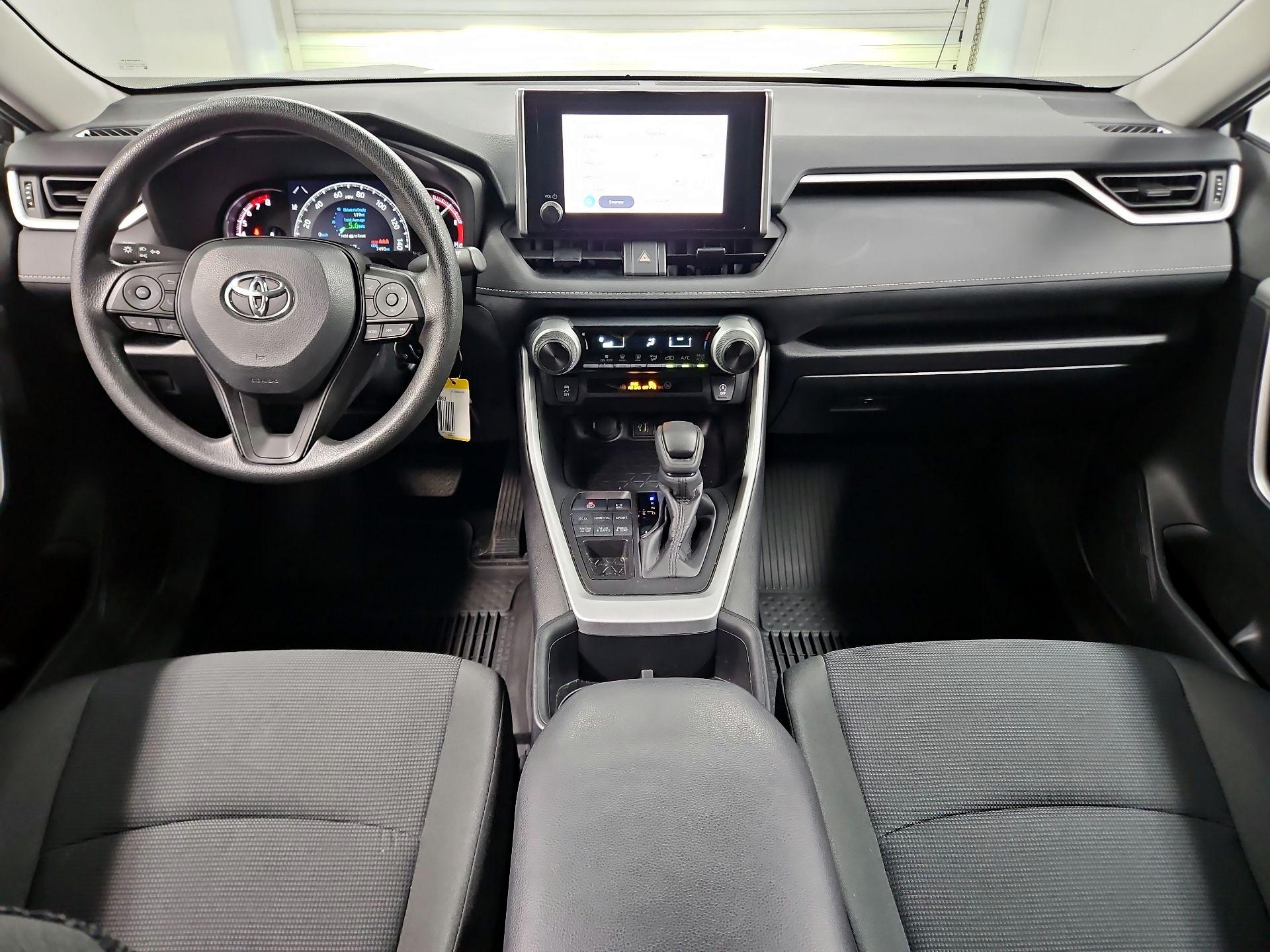 Thumbnail: 2024 Toyota RAV4 - 9