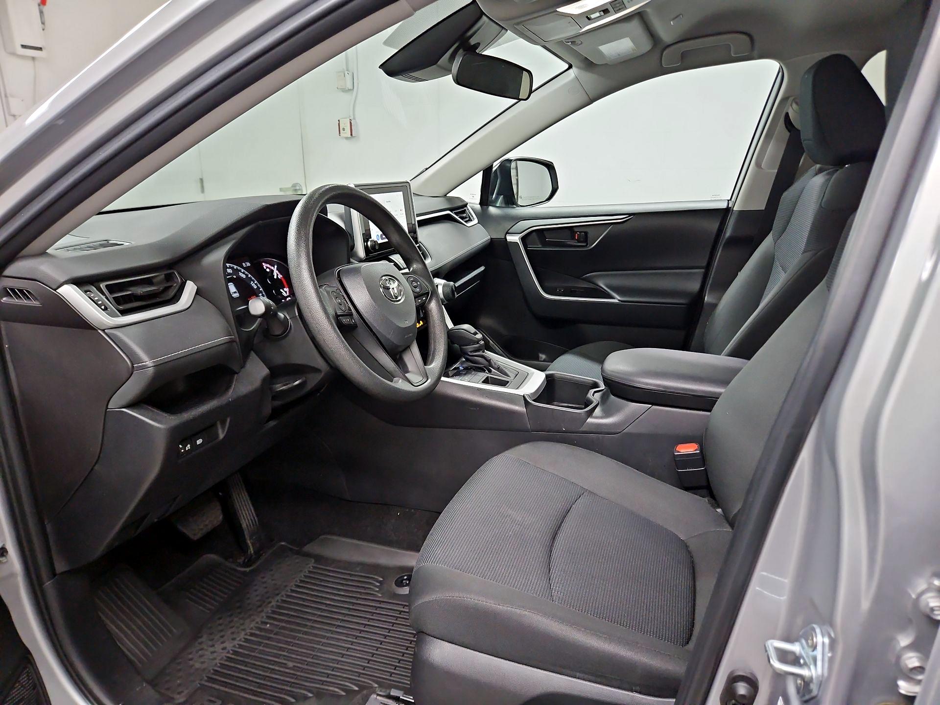 Thumbnail: 2024 Toyota RAV4 - 11