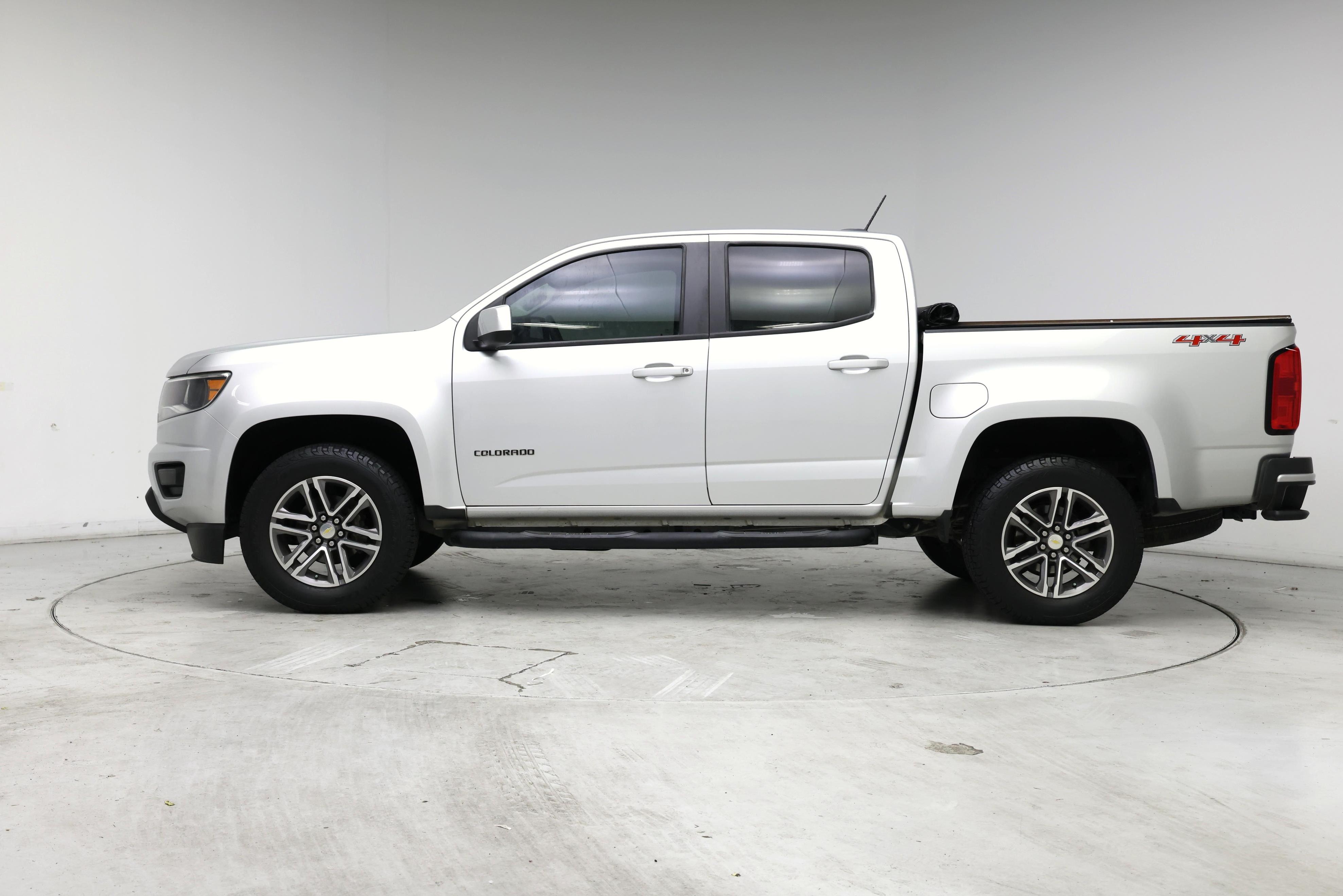 Thumbnail: 2020 Chevrolet Colorado - 3