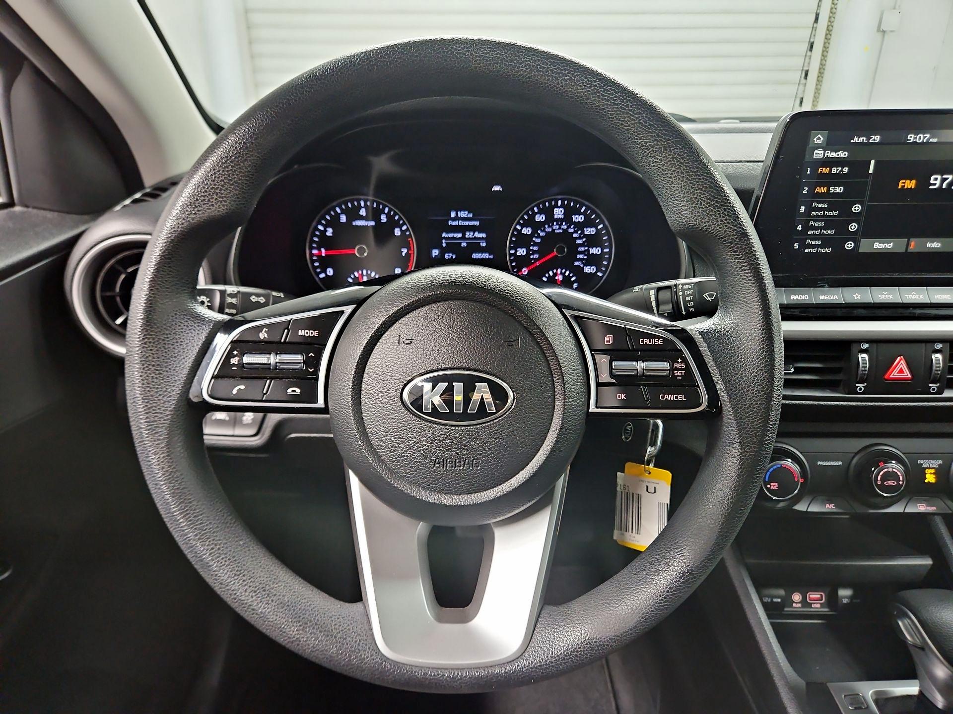 Thumbnail: 2020 Kia Forte - 10