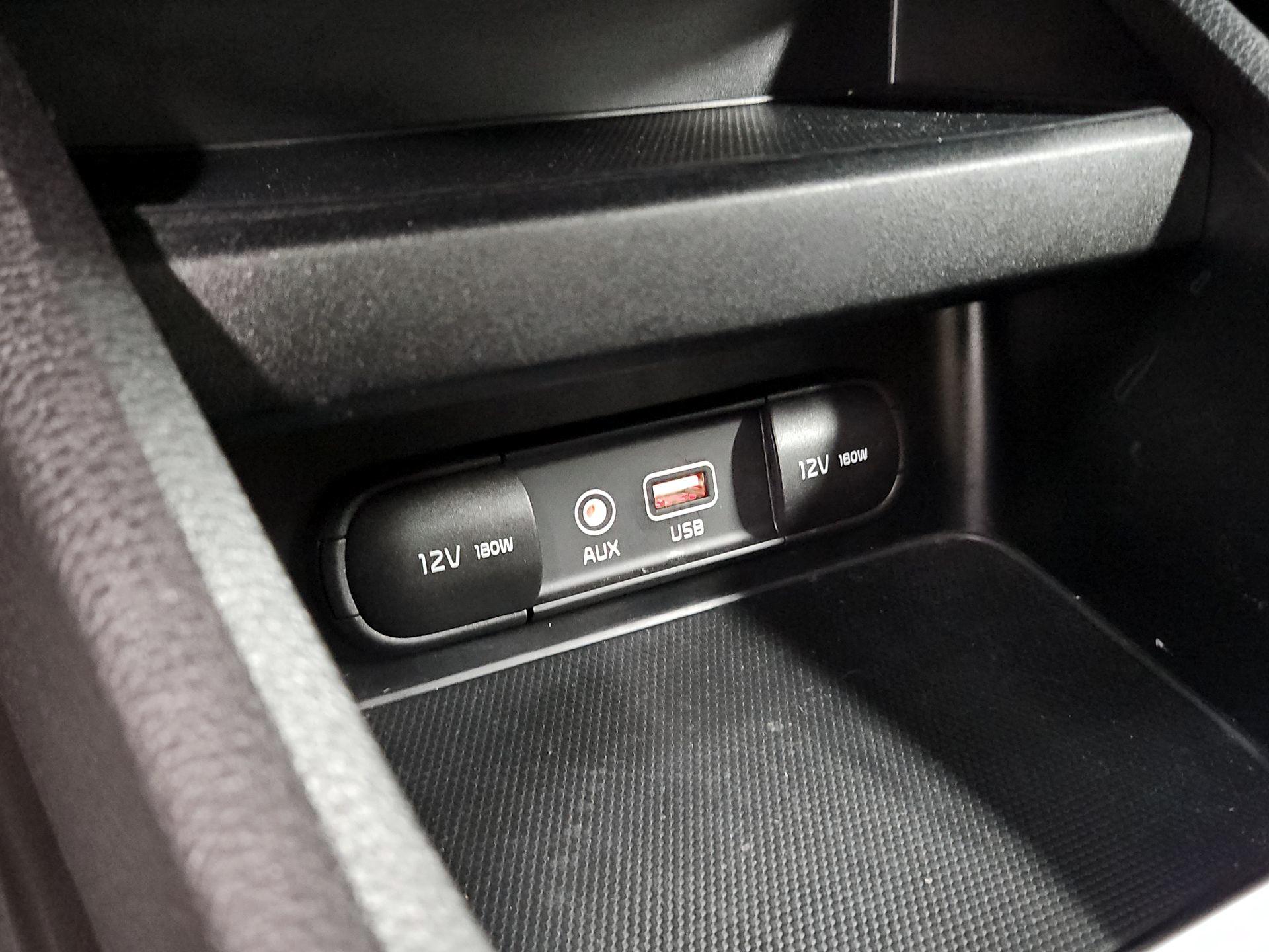 Thumbnail: 2020 Kia Forte - 18
