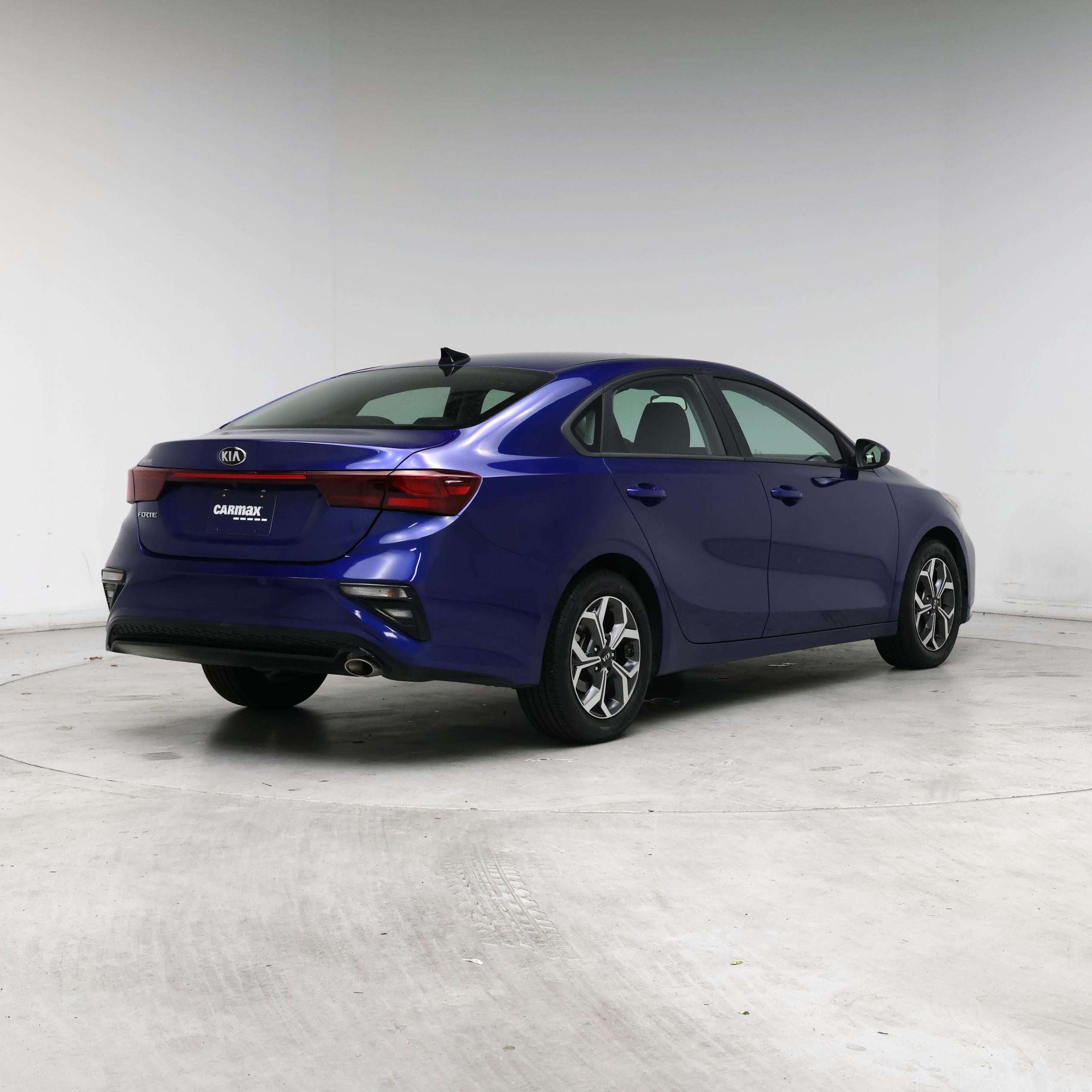 Thumbnail: 2020 Kia Forte - 8