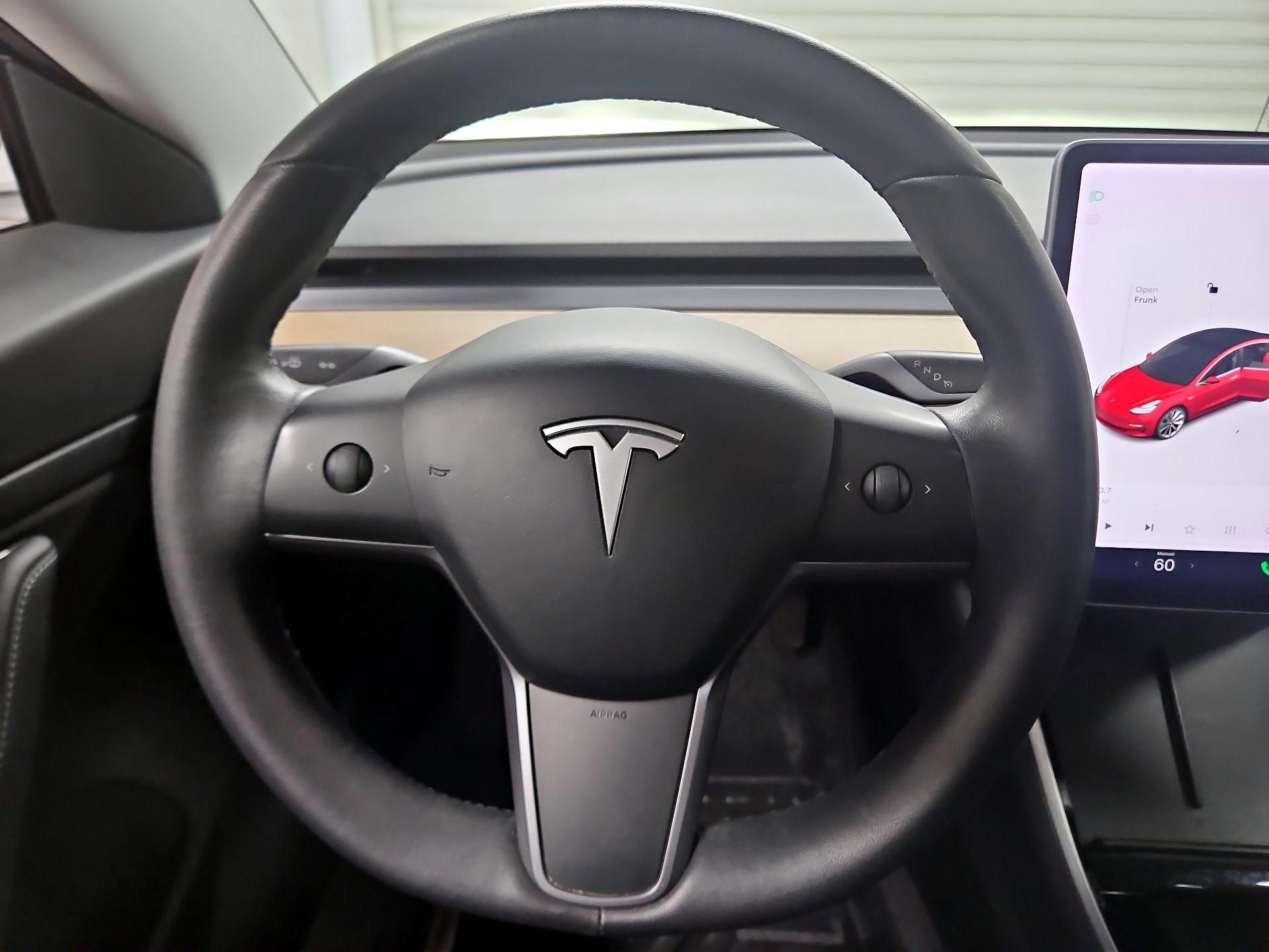 Thumbnail: 2020 Tesla Model 3 - 10