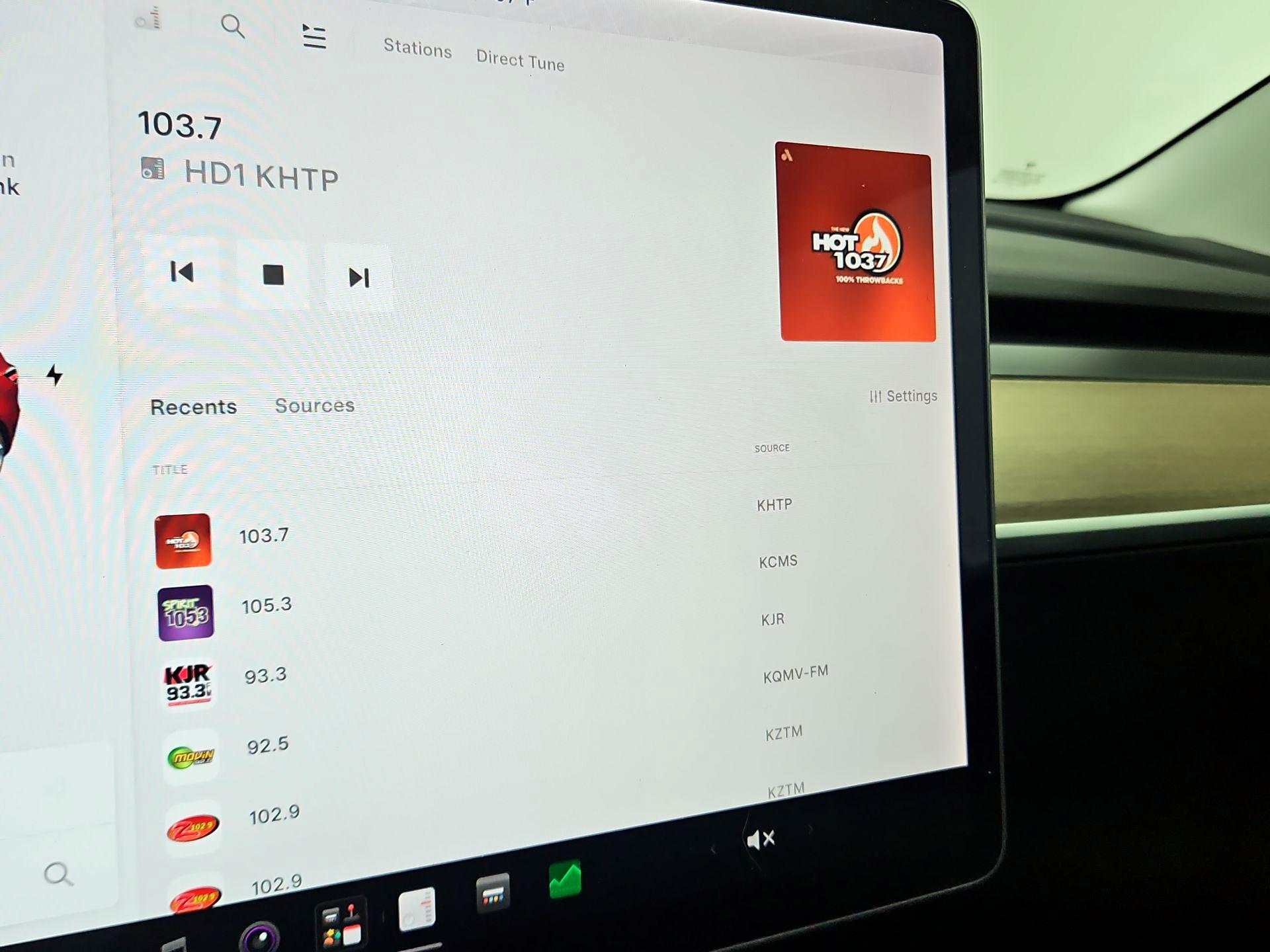 Thumbnail: 2020 Tesla Model 3 - 15