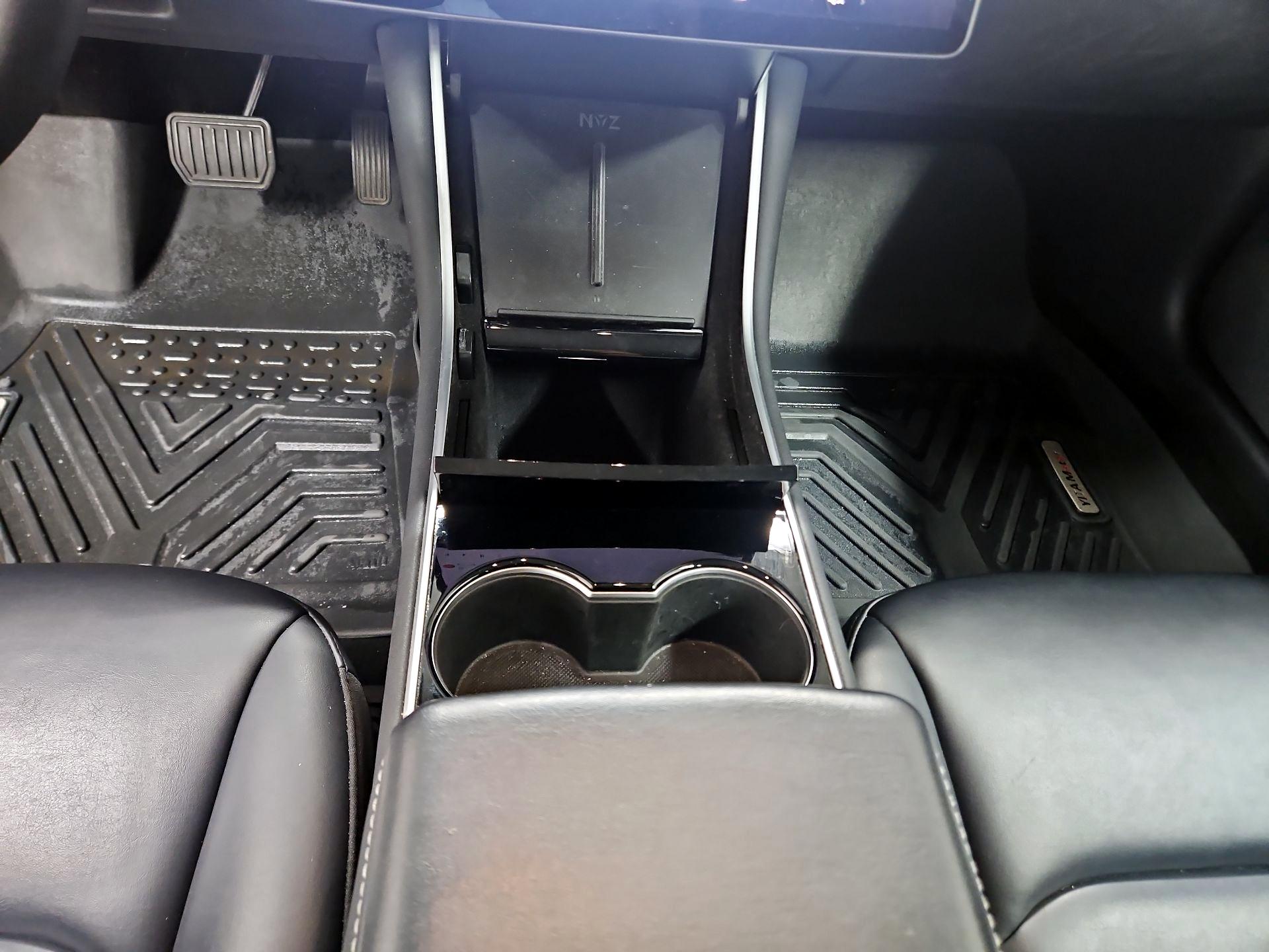 Thumbnail: 2020 Tesla Model 3 - 17
