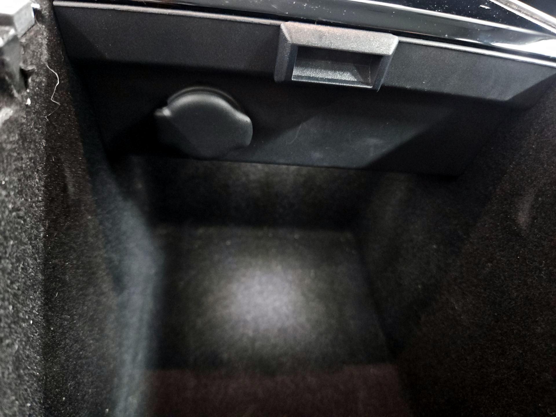 Thumbnail: 2020 Tesla Model 3 - 18