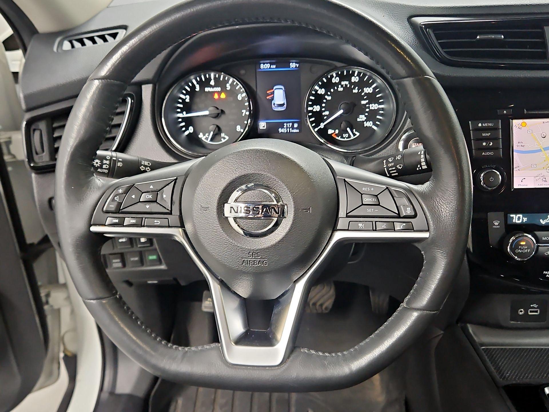 Thumbnail: 2018 Nissan Rogue - 10