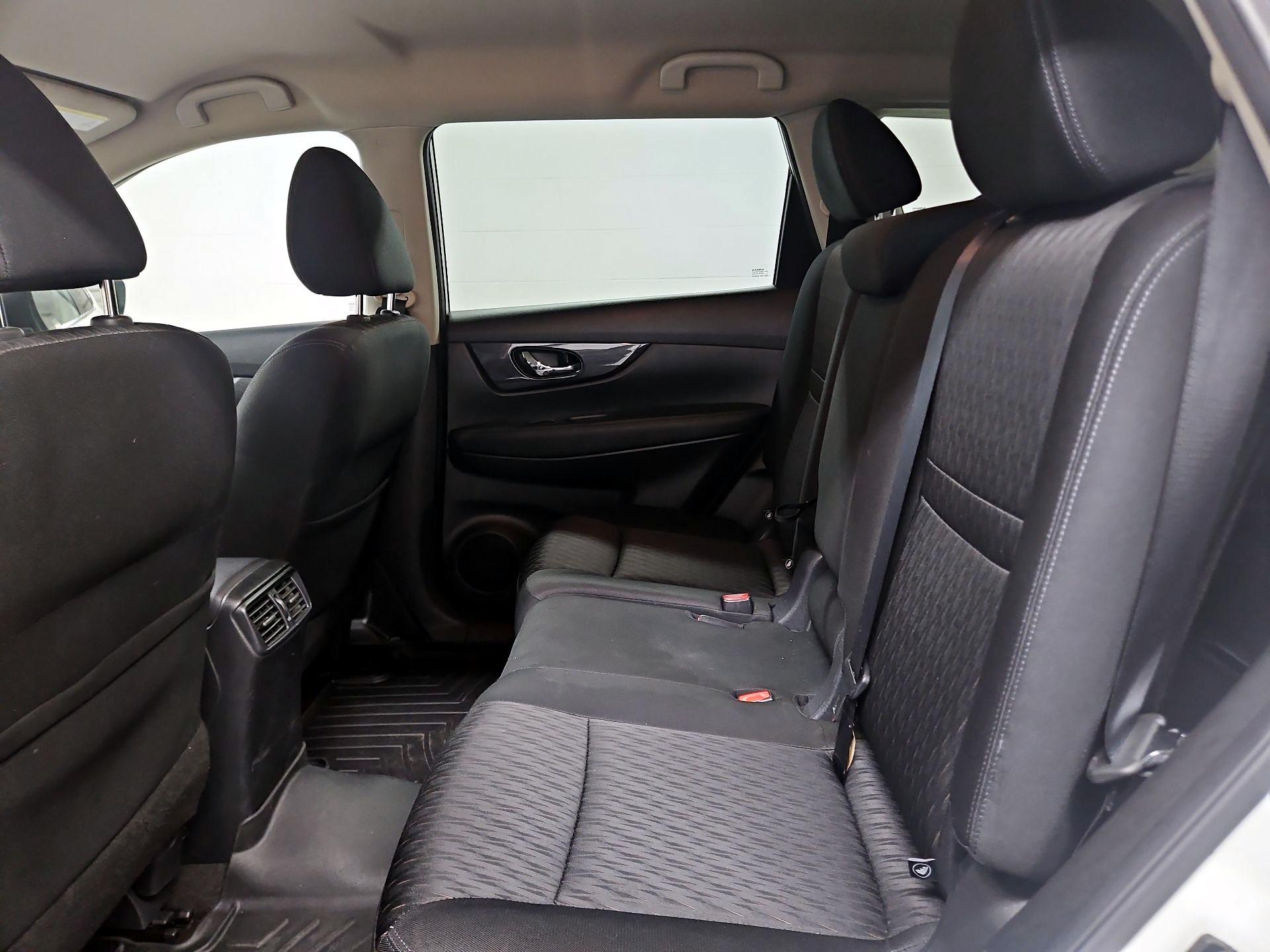 Thumbnail: 2018 Nissan Rogue - 20