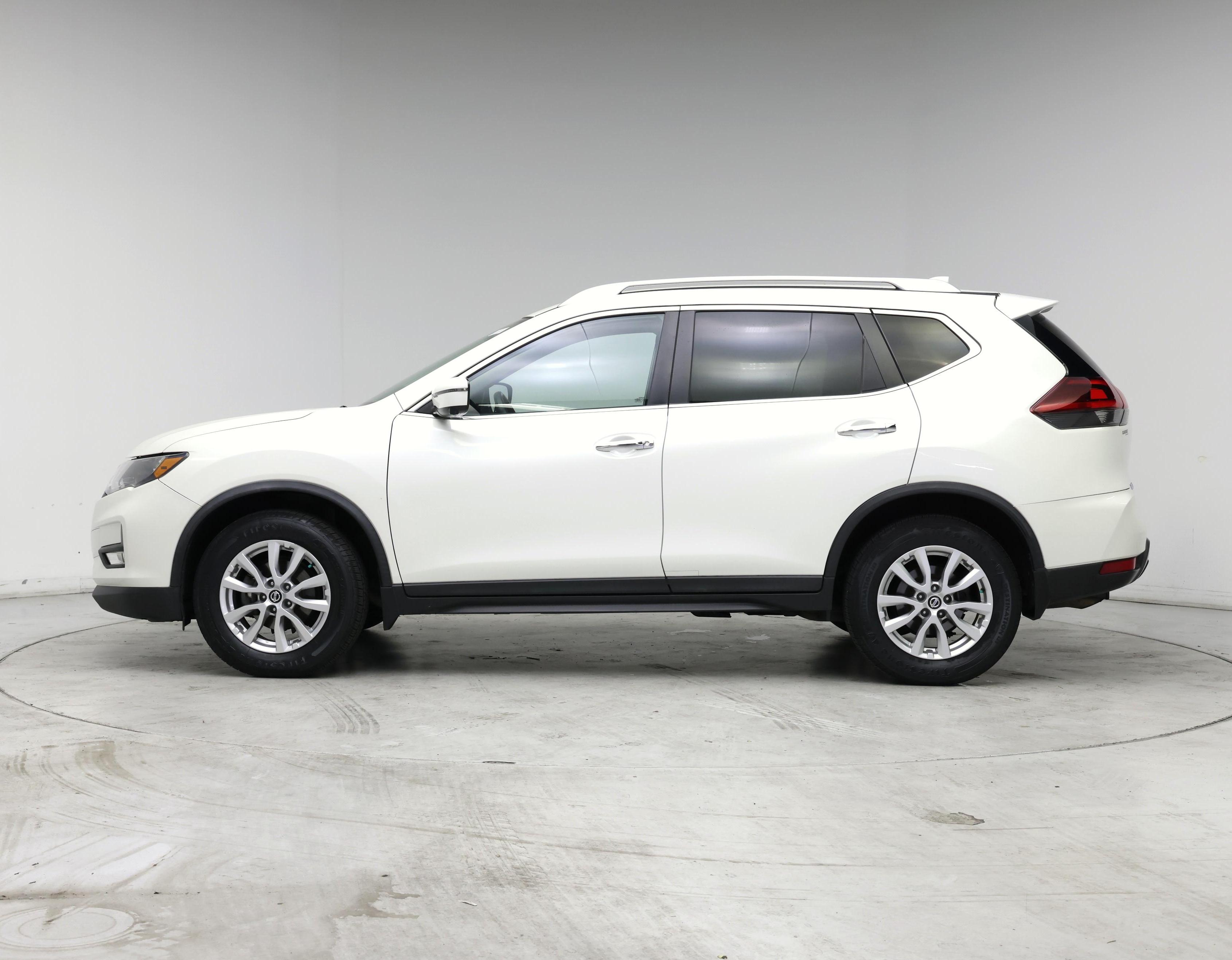 Thumbnail: 2018 Nissan Rogue - 3