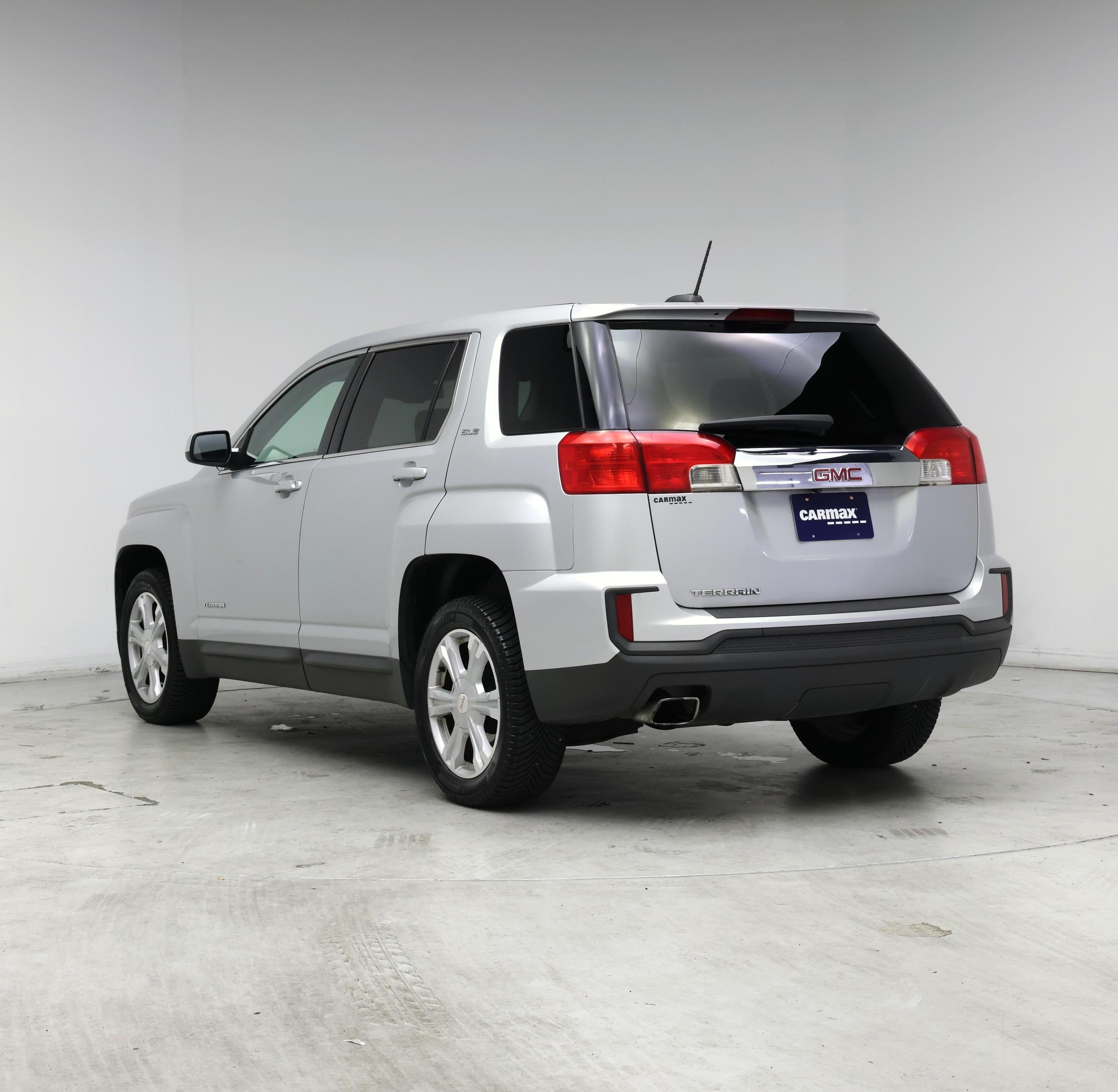 Thumbnail: 2017 GMC Terrain - 2