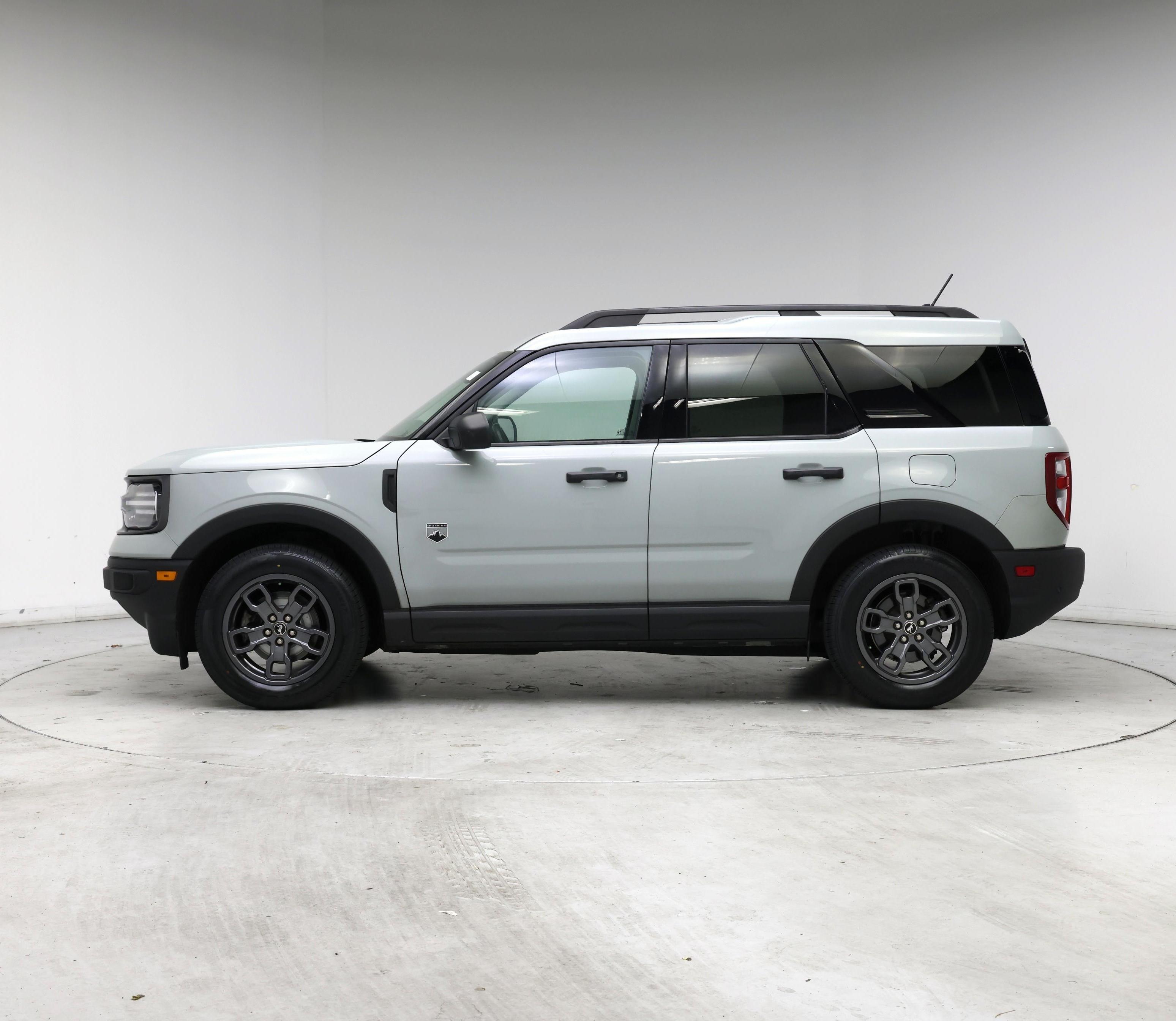 Thumbnail: 2022 Ford Bronco Sport - 3