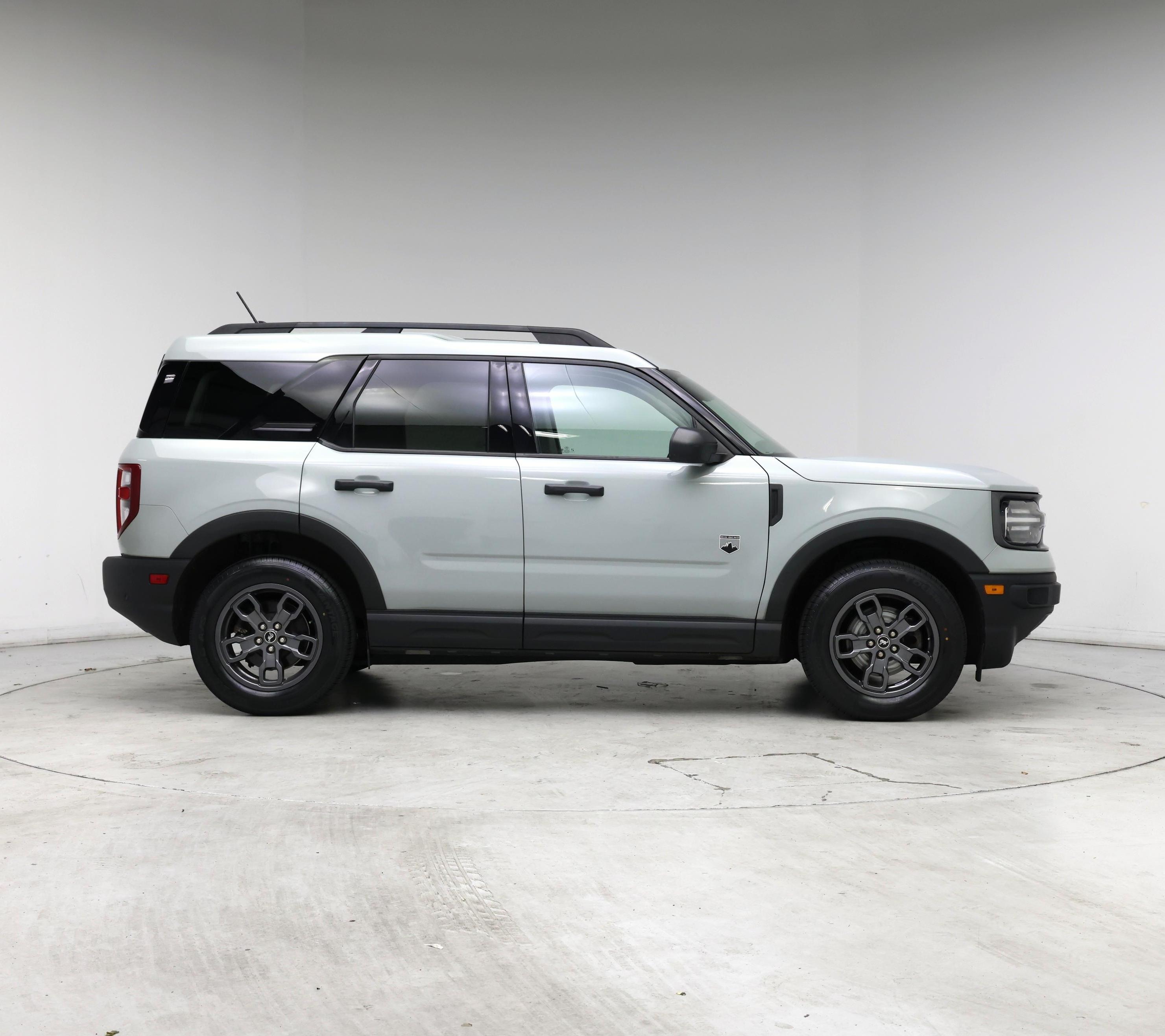 Thumbnail: 2022 Ford Bronco Sport - 7