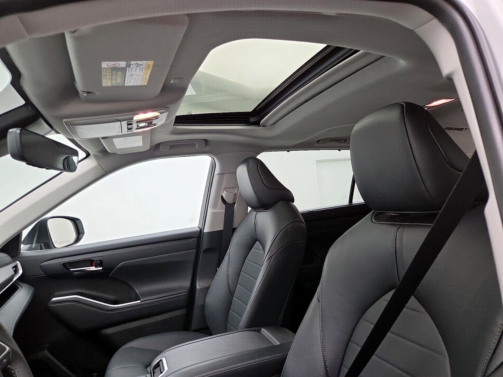 2022 Toyota Highlander XLE - Photo 21