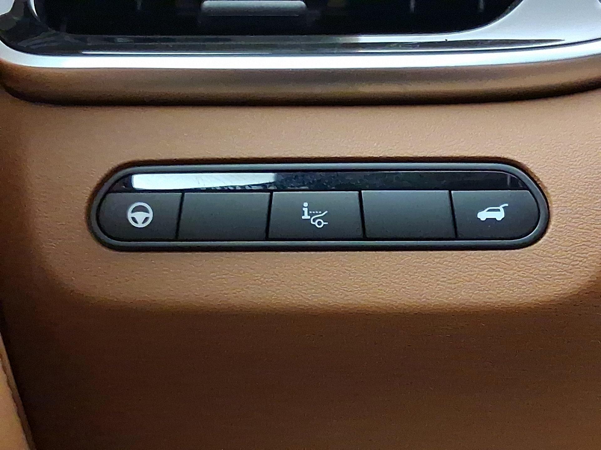 Thumbnail: 2023 INFINITI QX60 - 13