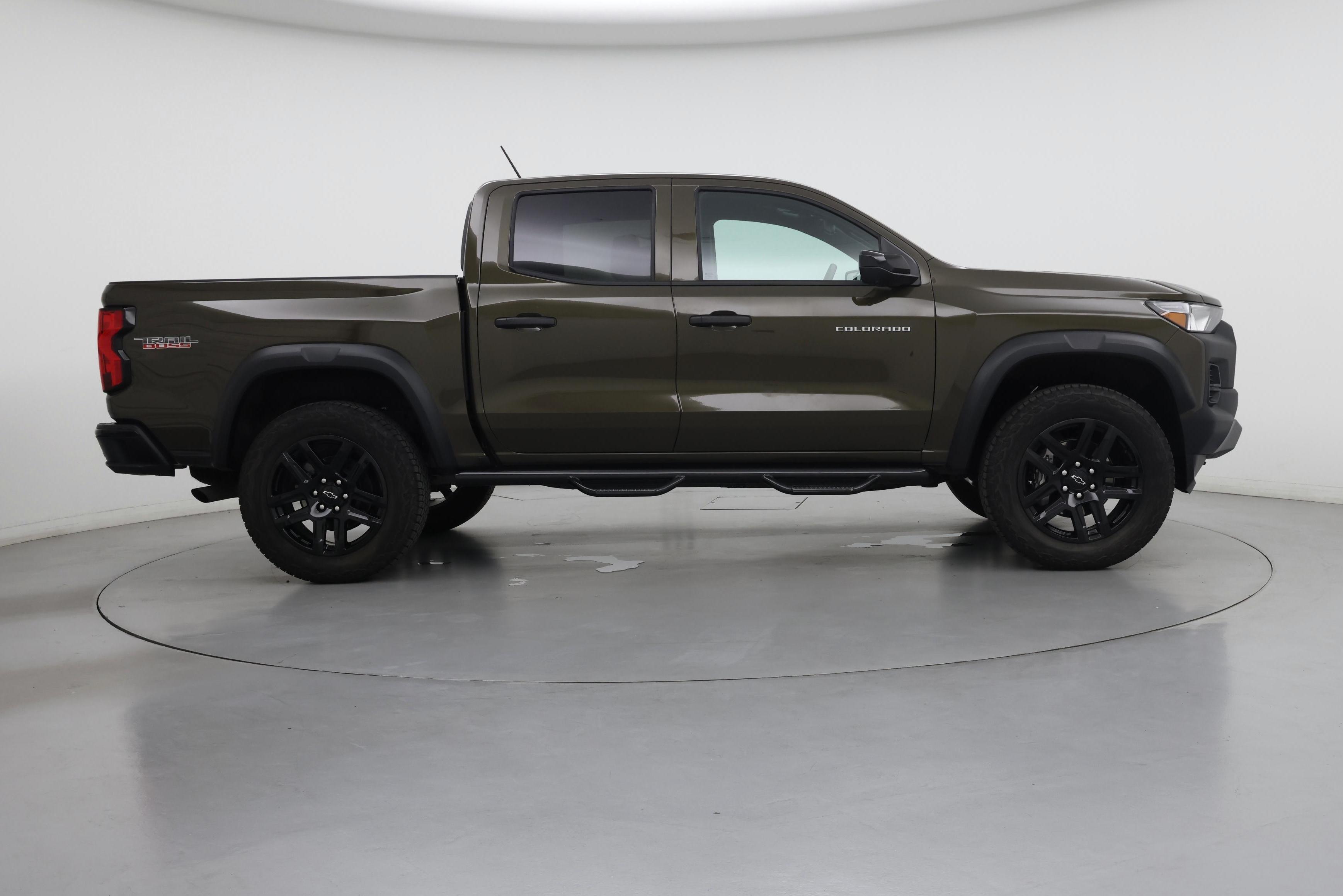 Thumbnail: 2024 Chevrolet Colorado - 7