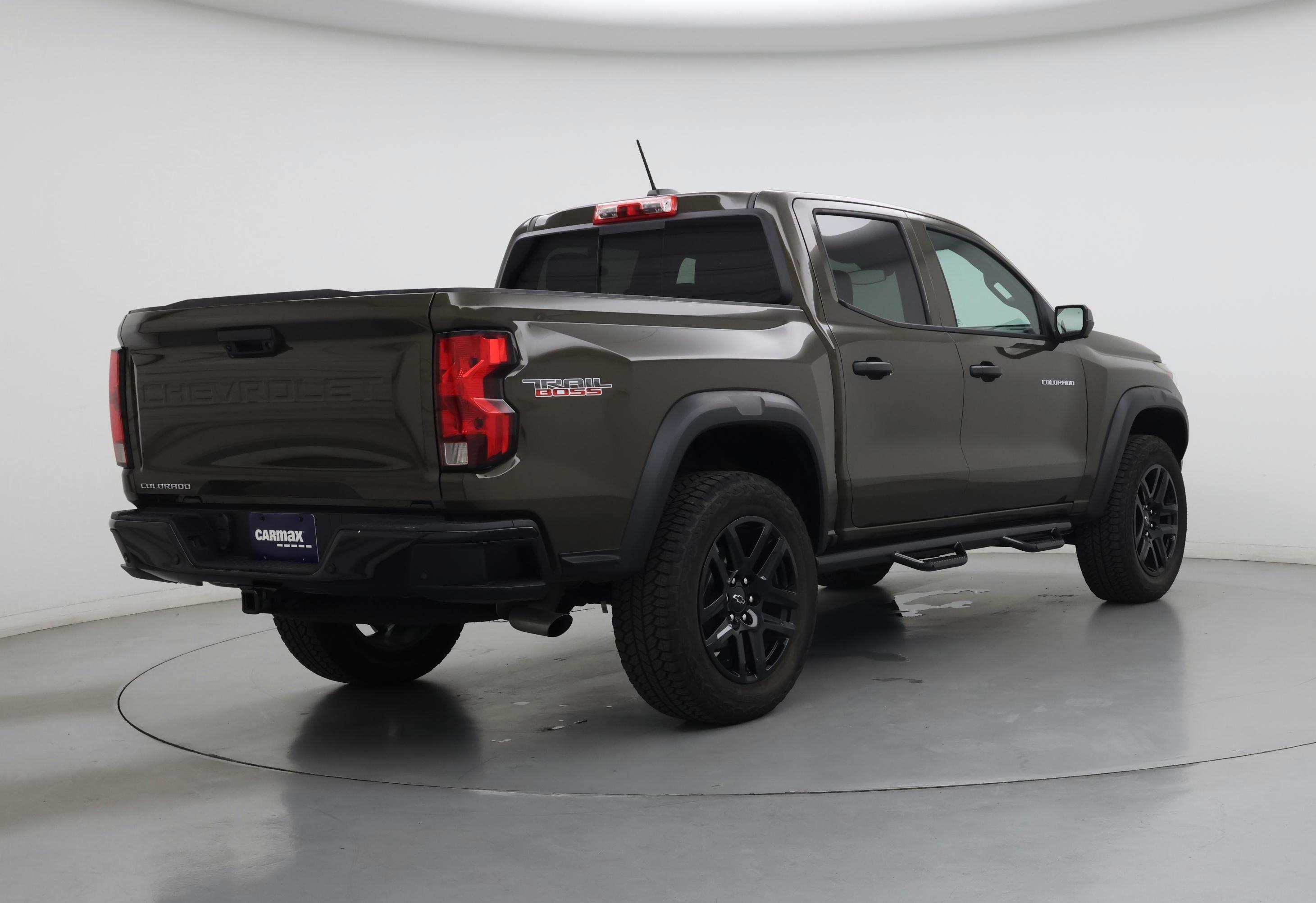 Thumbnail: 2024 Chevrolet Colorado - 8