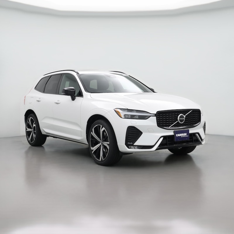 2022 Volvo XC60 B5 R-Design
