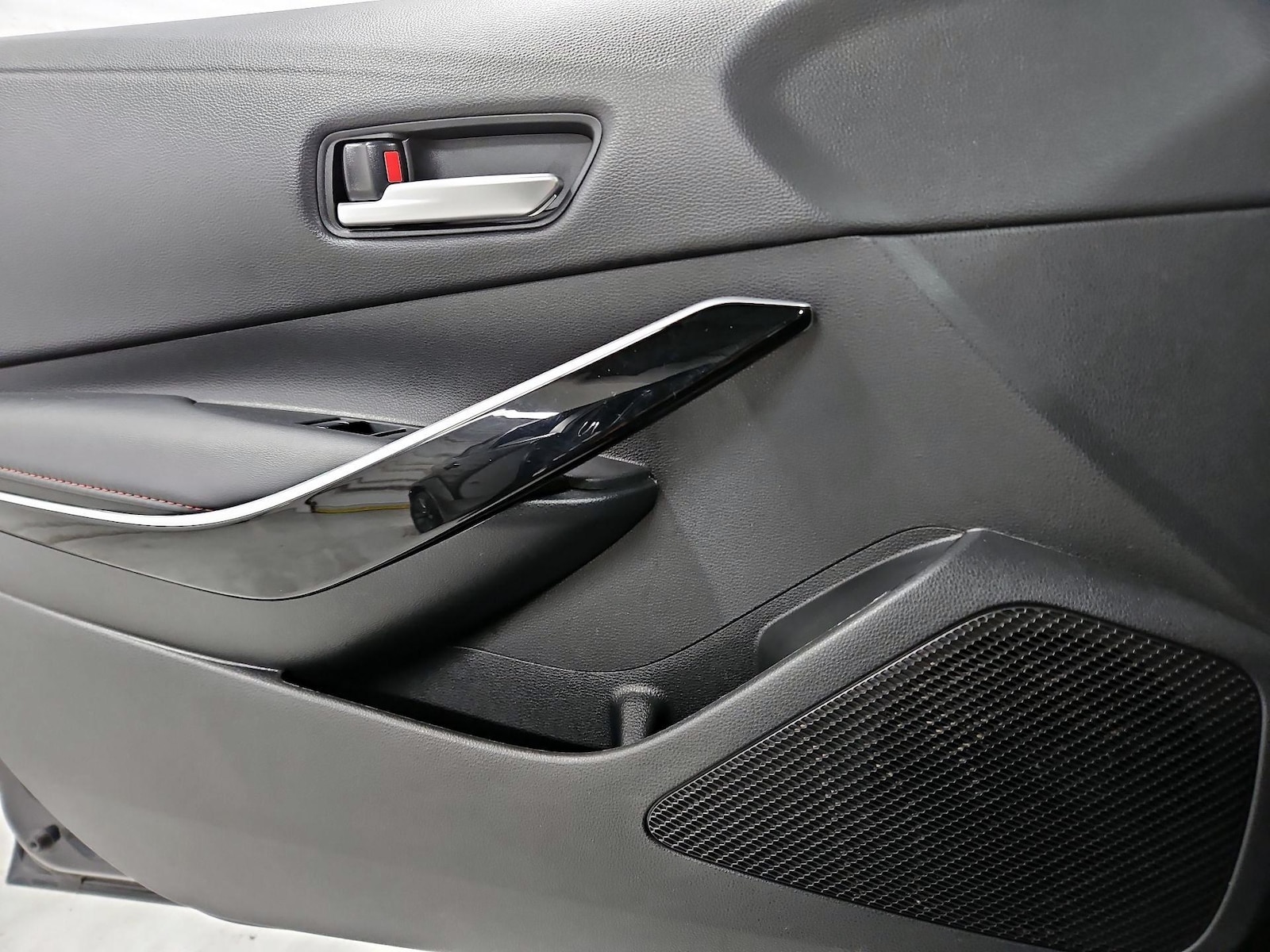 2024 Toyota Corolla XSE - Photo 13