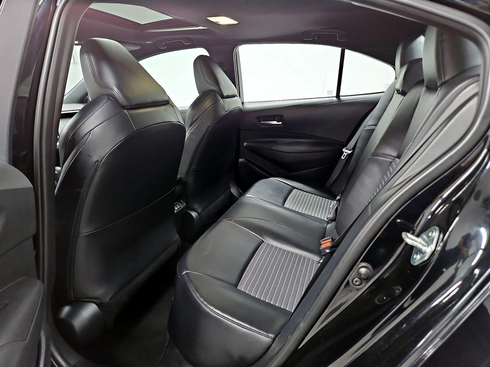 2024 Toyota Corolla XSE - Photo 21