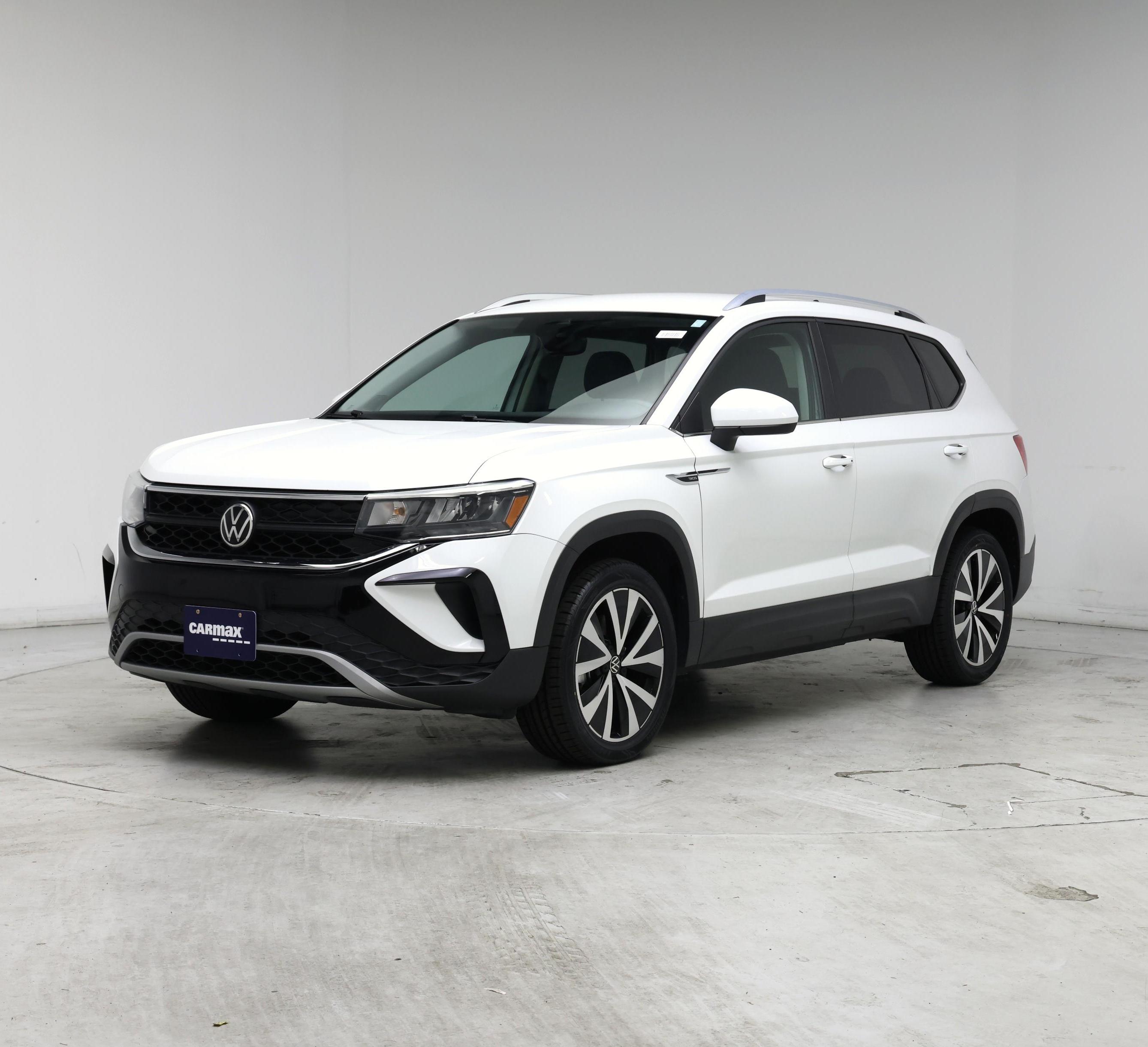 Thumbnail: 2022 Volkswagen Taos - 4