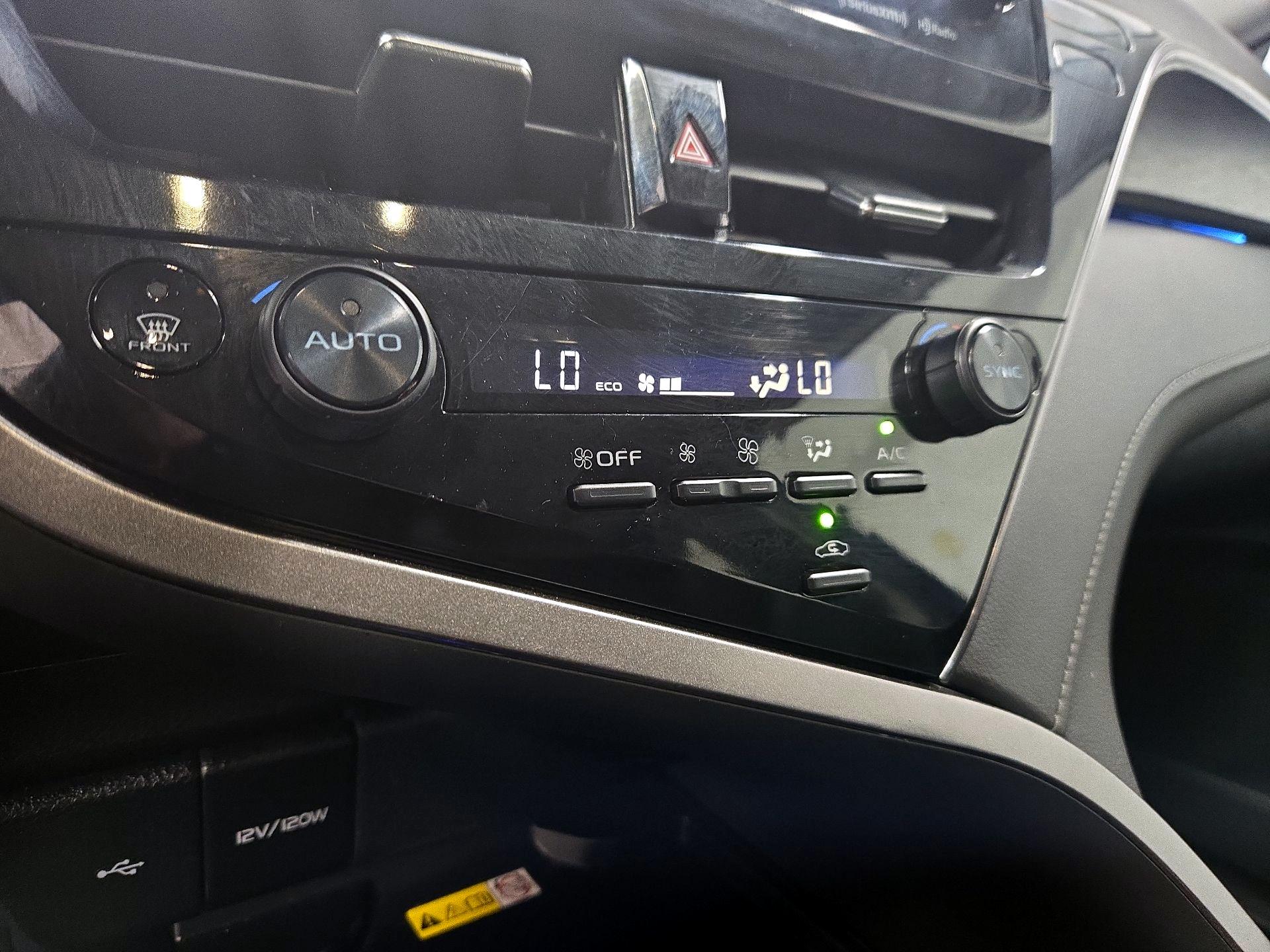 Thumbnail: 2024 Toyota Camry - 16