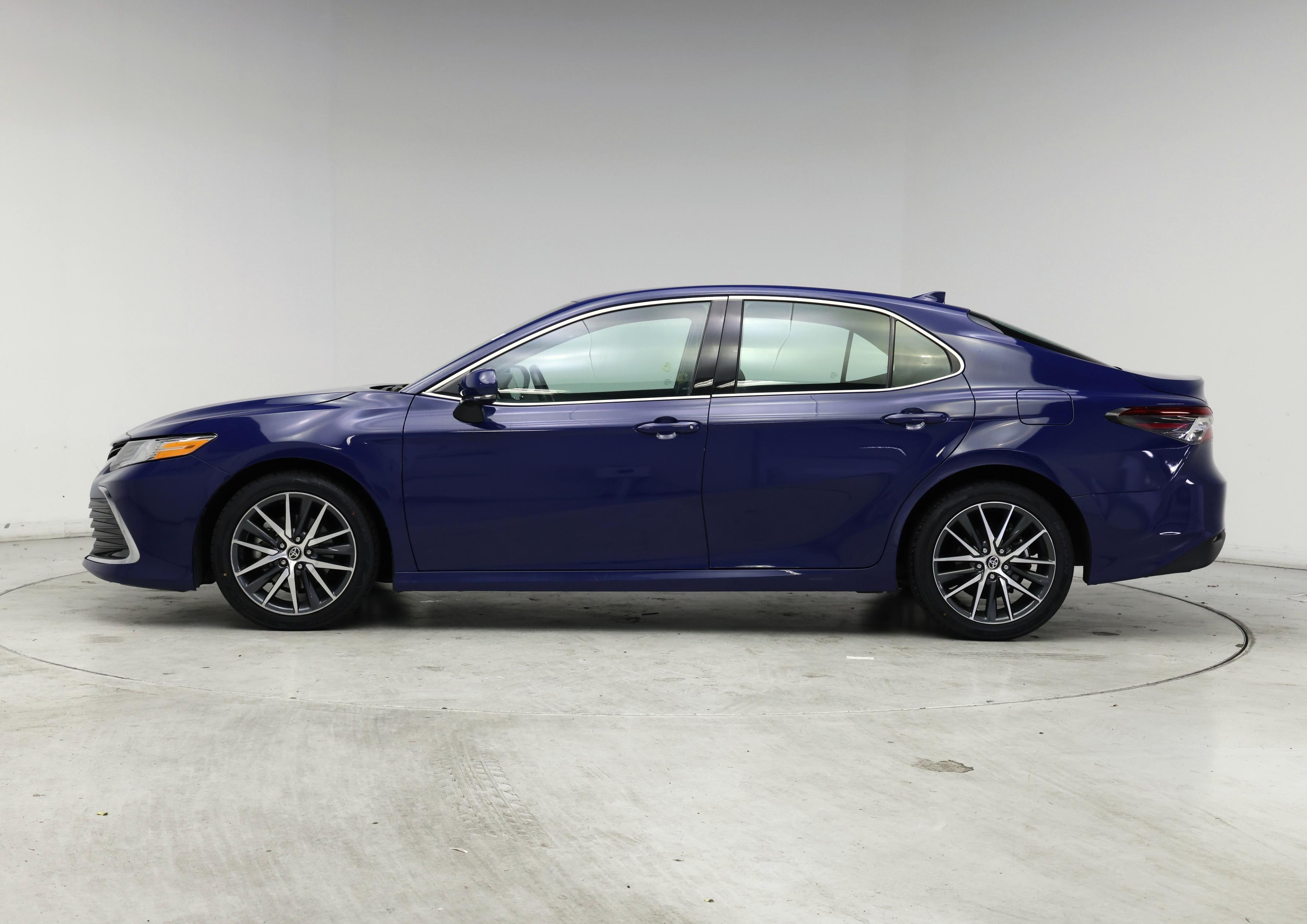 Thumbnail: 2024 Toyota Camry - 3