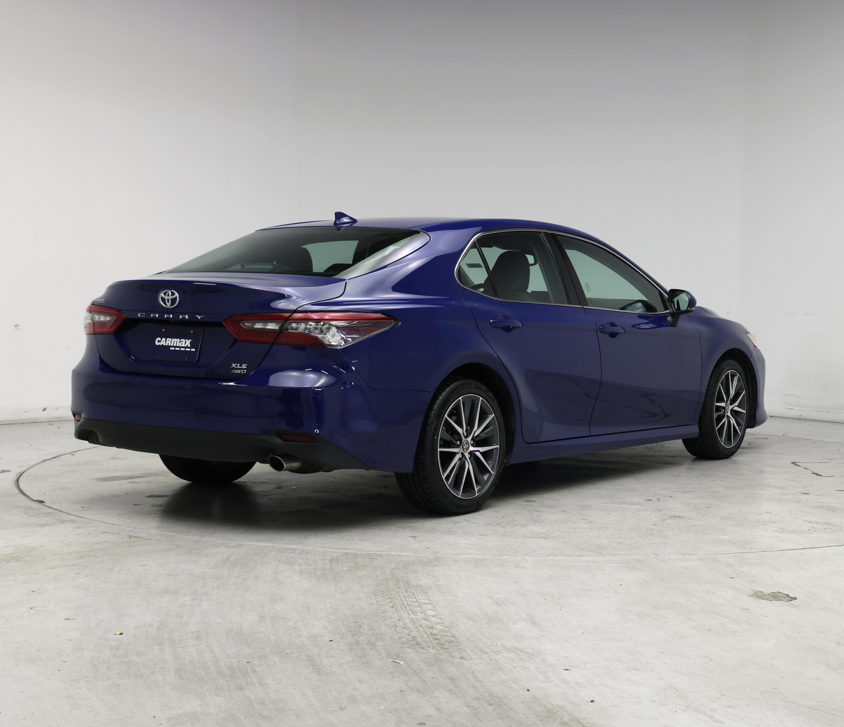 Thumbnail: 2024 Toyota Camry - 8