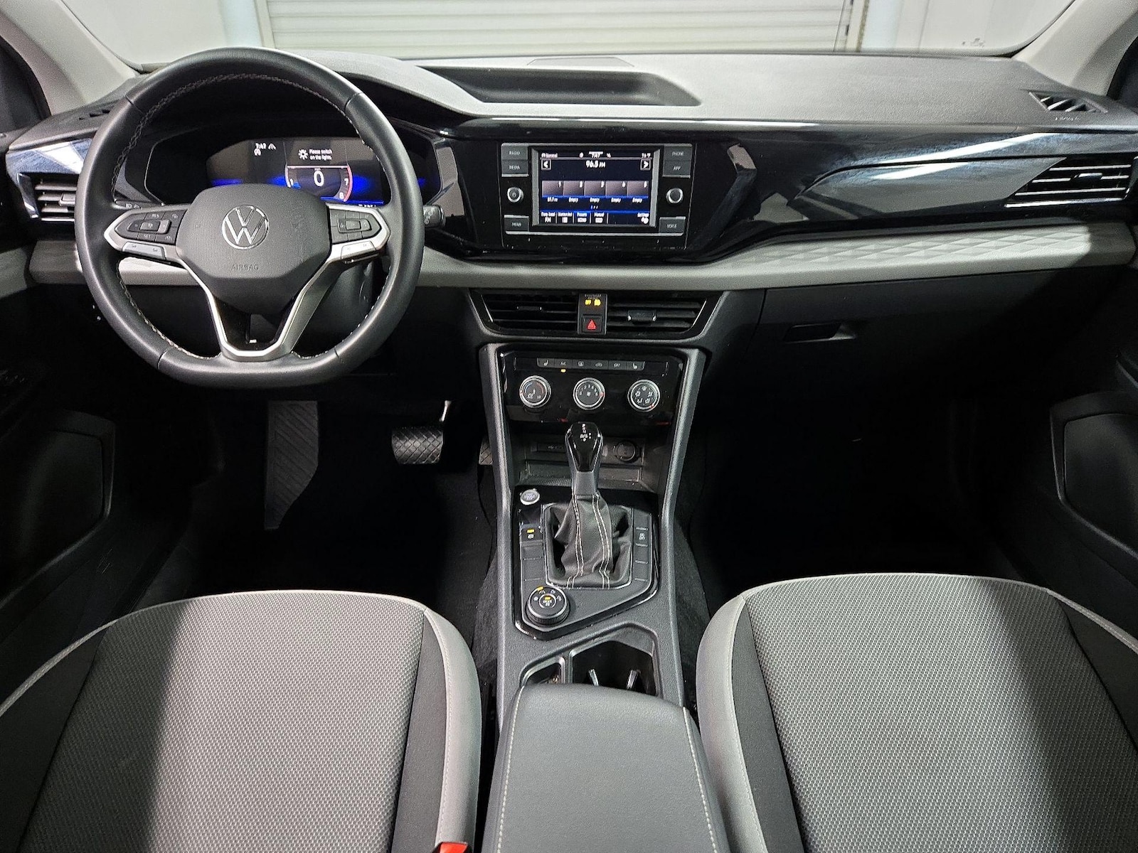 2023 Volkswagen Taos S - Photo 10