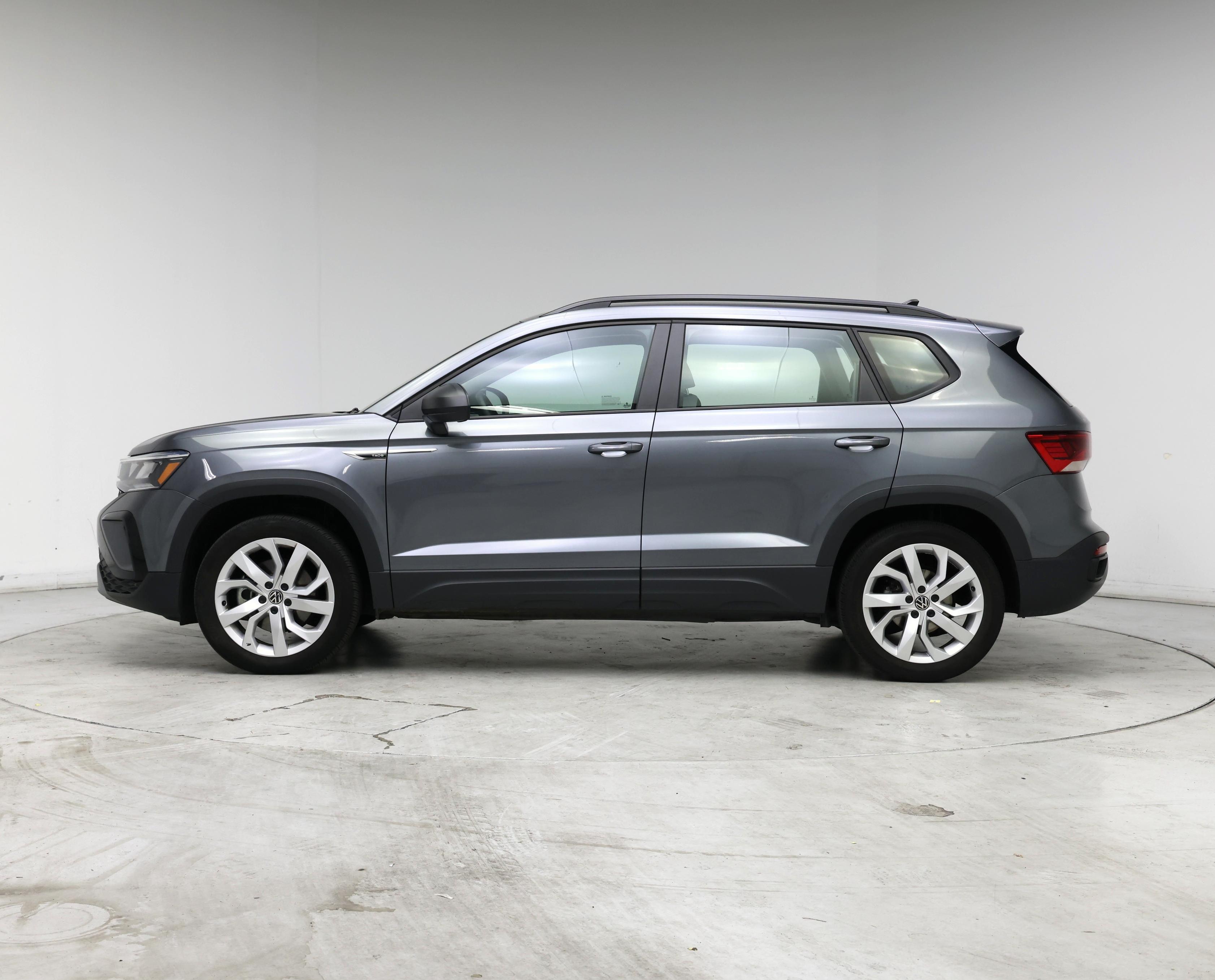 Thumbnail: 2023 Volkswagen Taos - 3