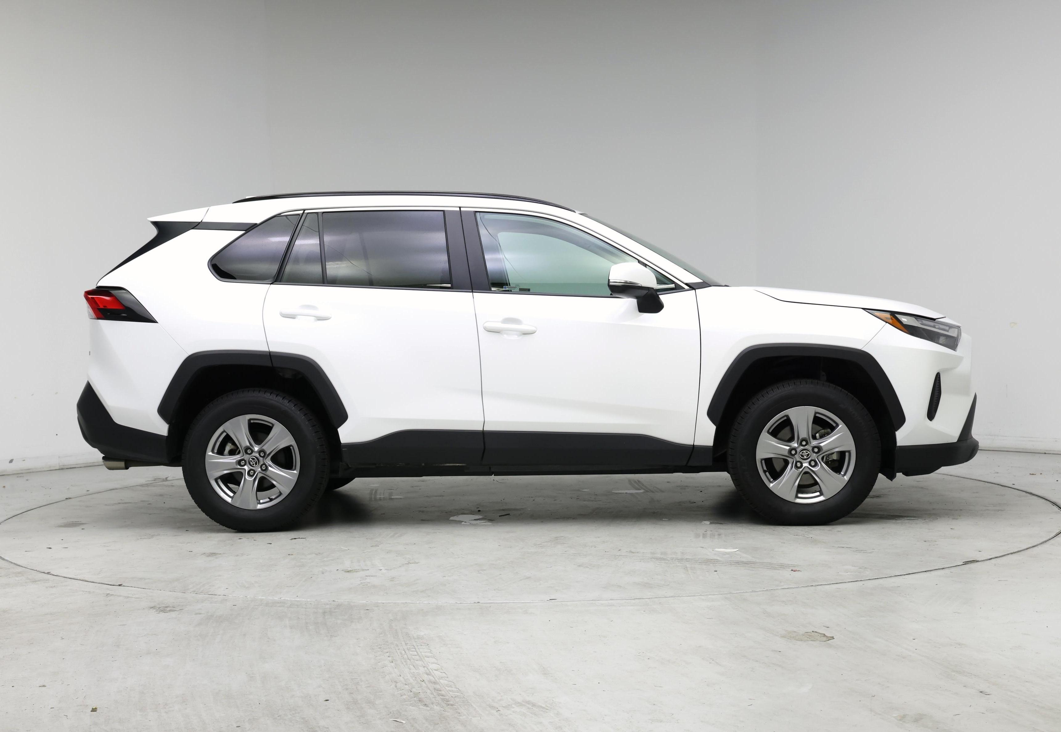 Thumbnail: 2024 Toyota RAV4 - 7