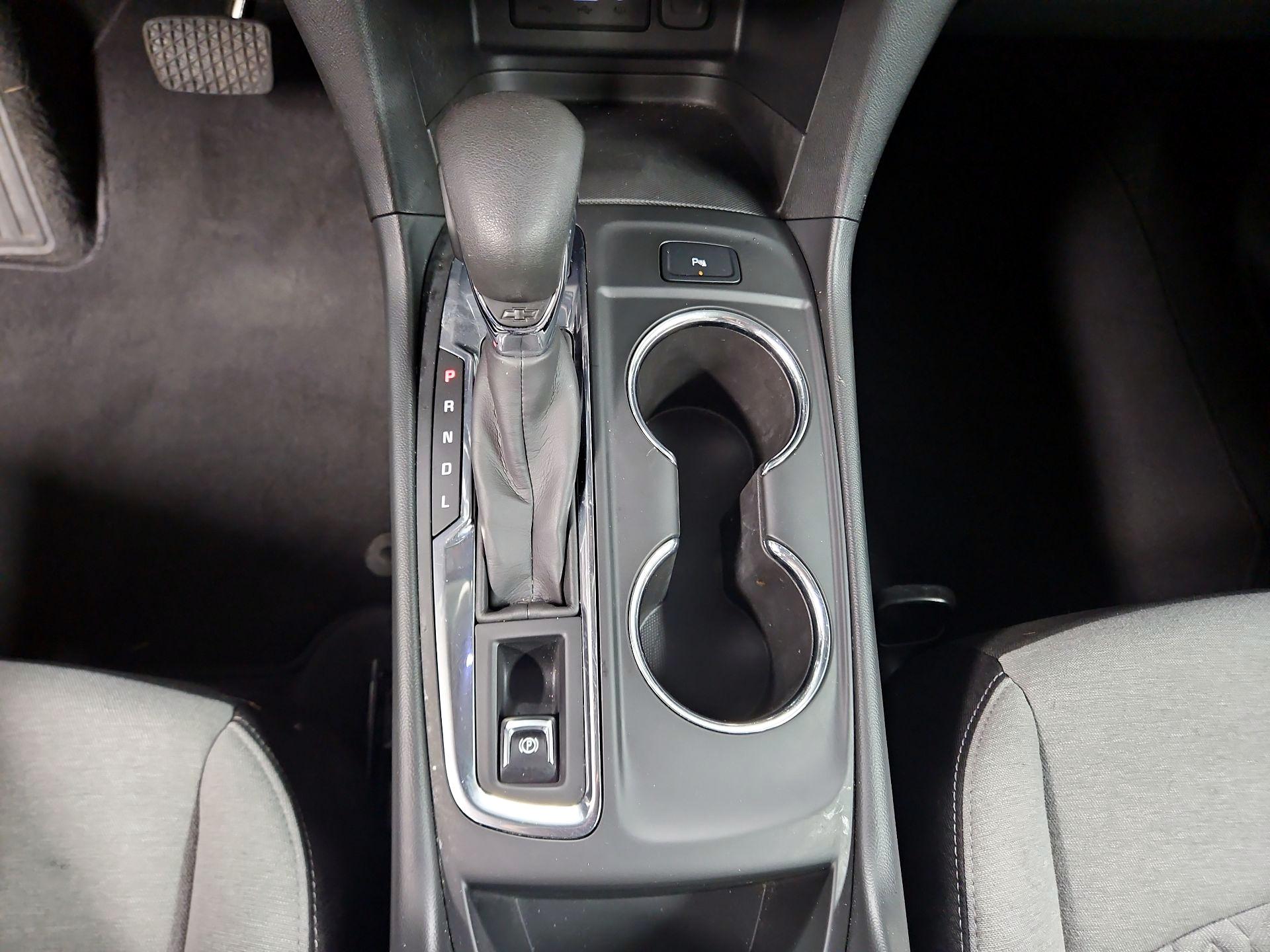 Thumbnail: 2022 Chevrolet Equinox - 17