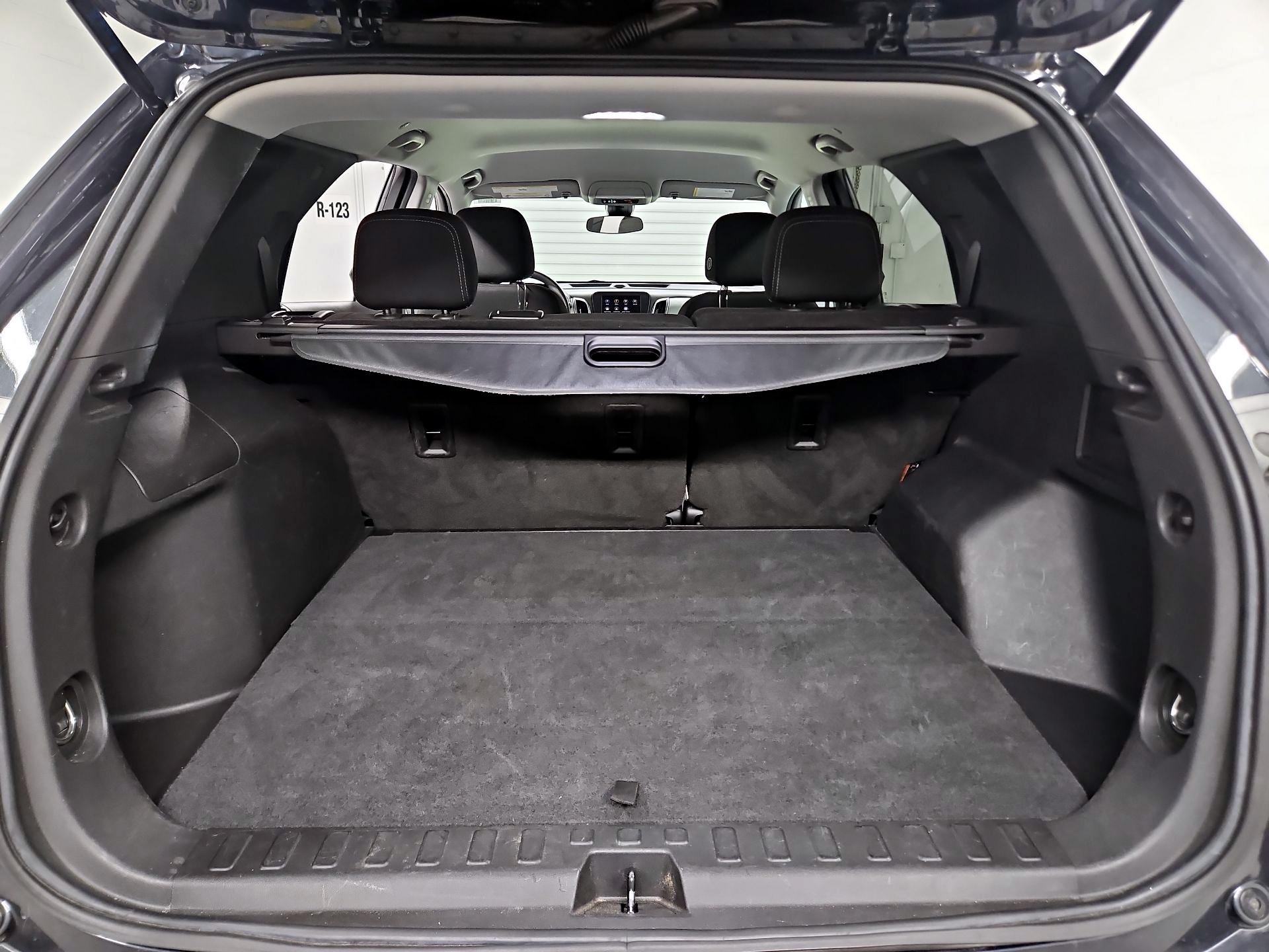 Thumbnail: 2022 Chevrolet Equinox - 20