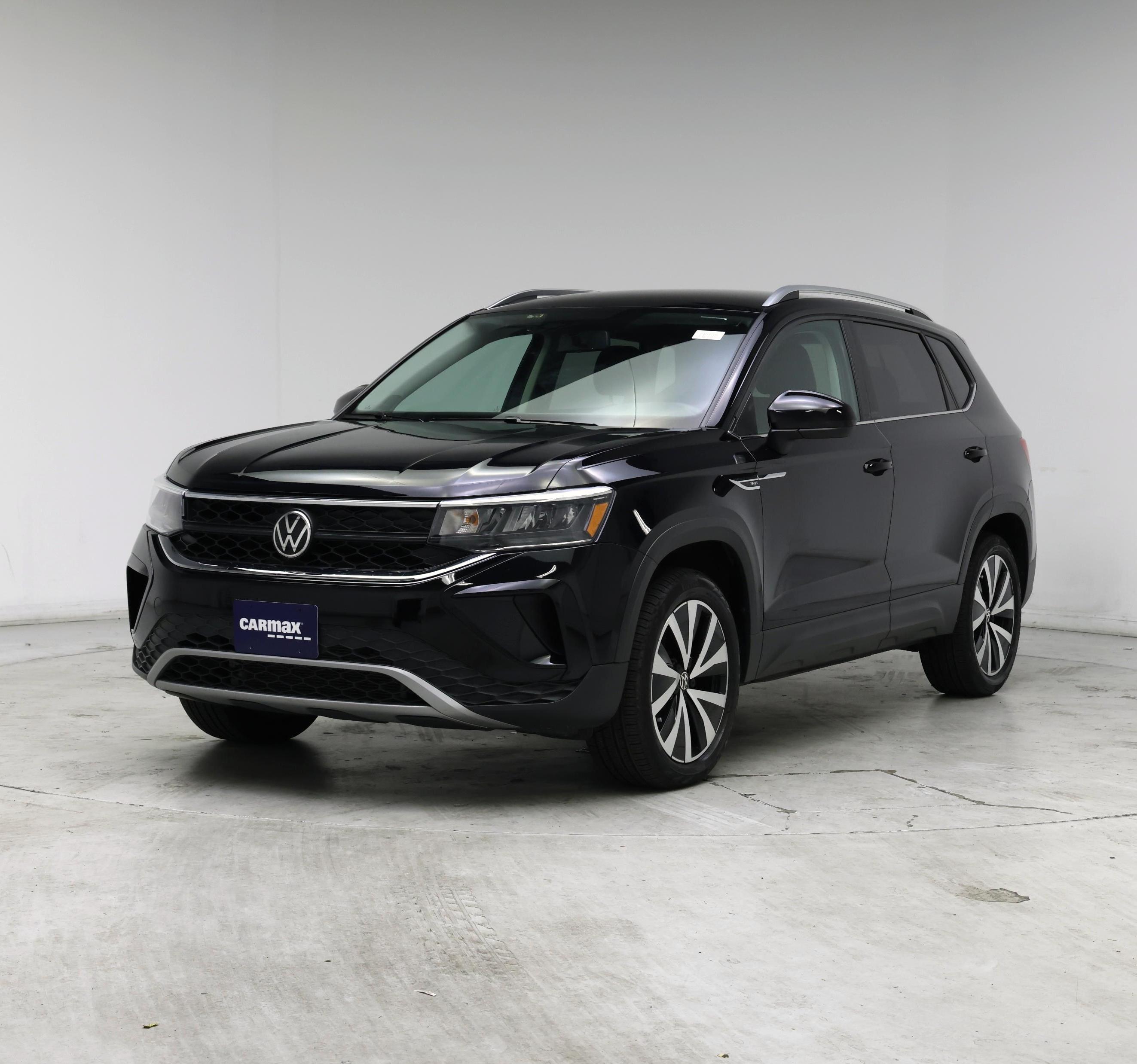 Thumbnail: 2022 Volkswagen Taos - 4