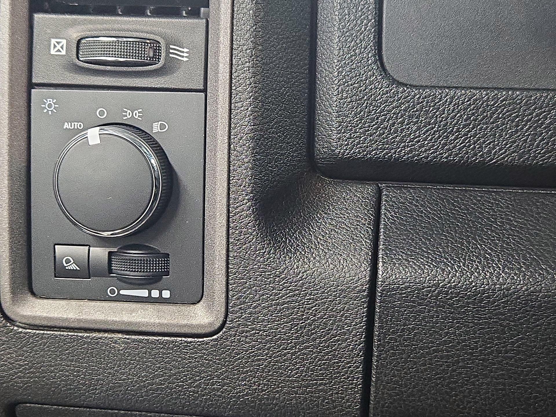 Thumbnail: 2023 RAM 1500 Classic - 13