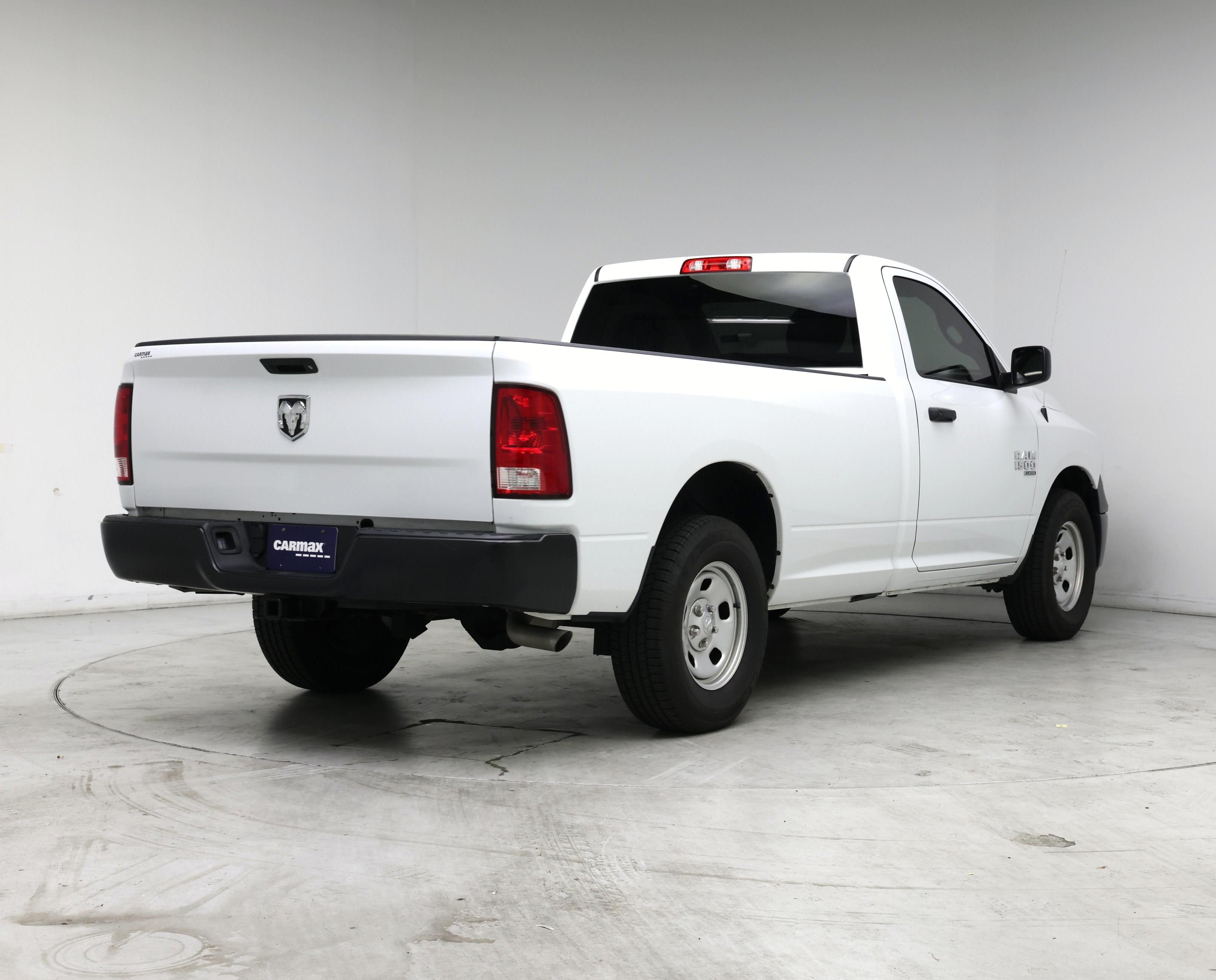 Thumbnail: 2023 RAM 1500 Classic - 8