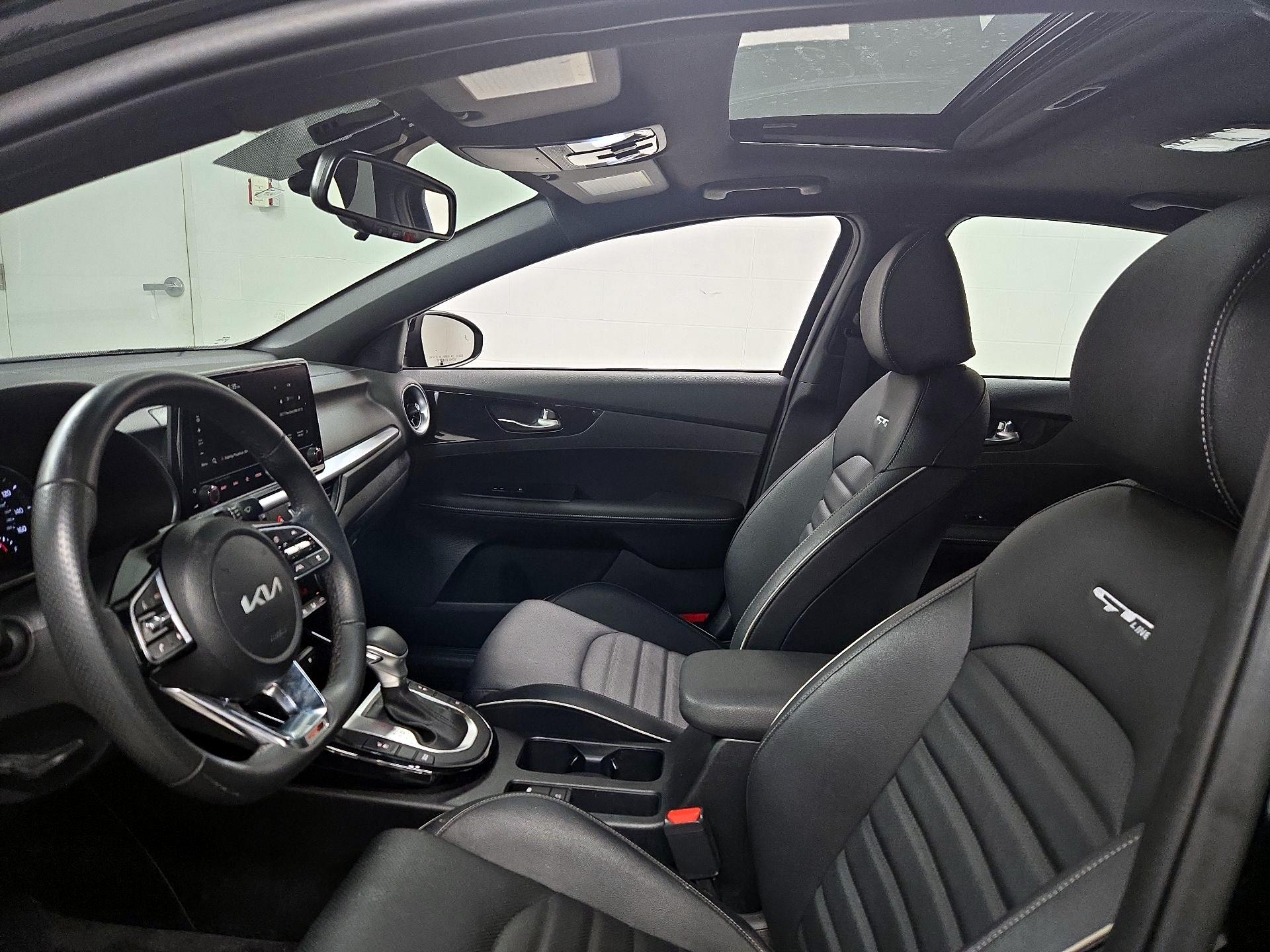 Thumbnail: 2024 Kia Forte - 20