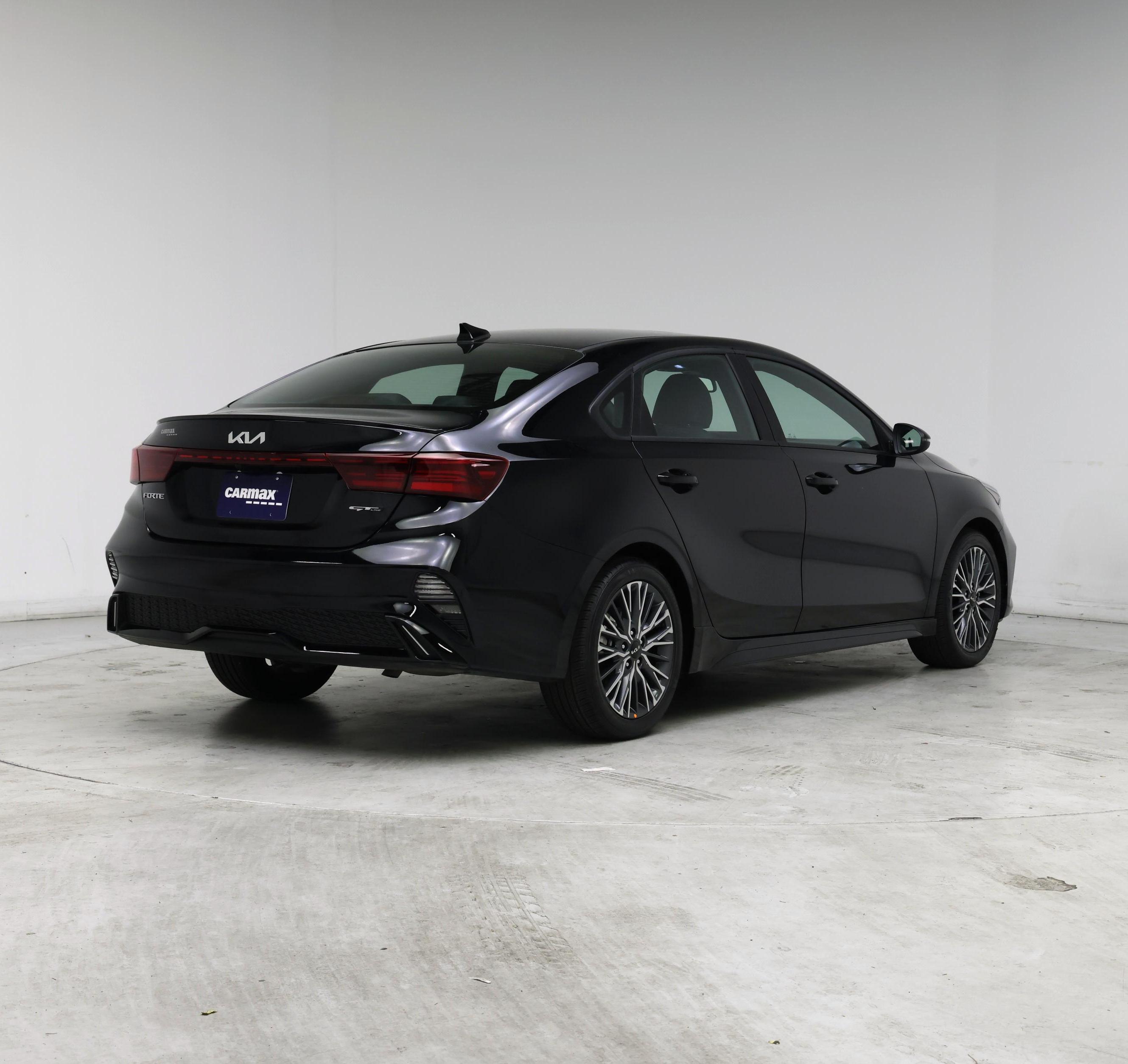 Thumbnail: 2024 Kia Forte - 8