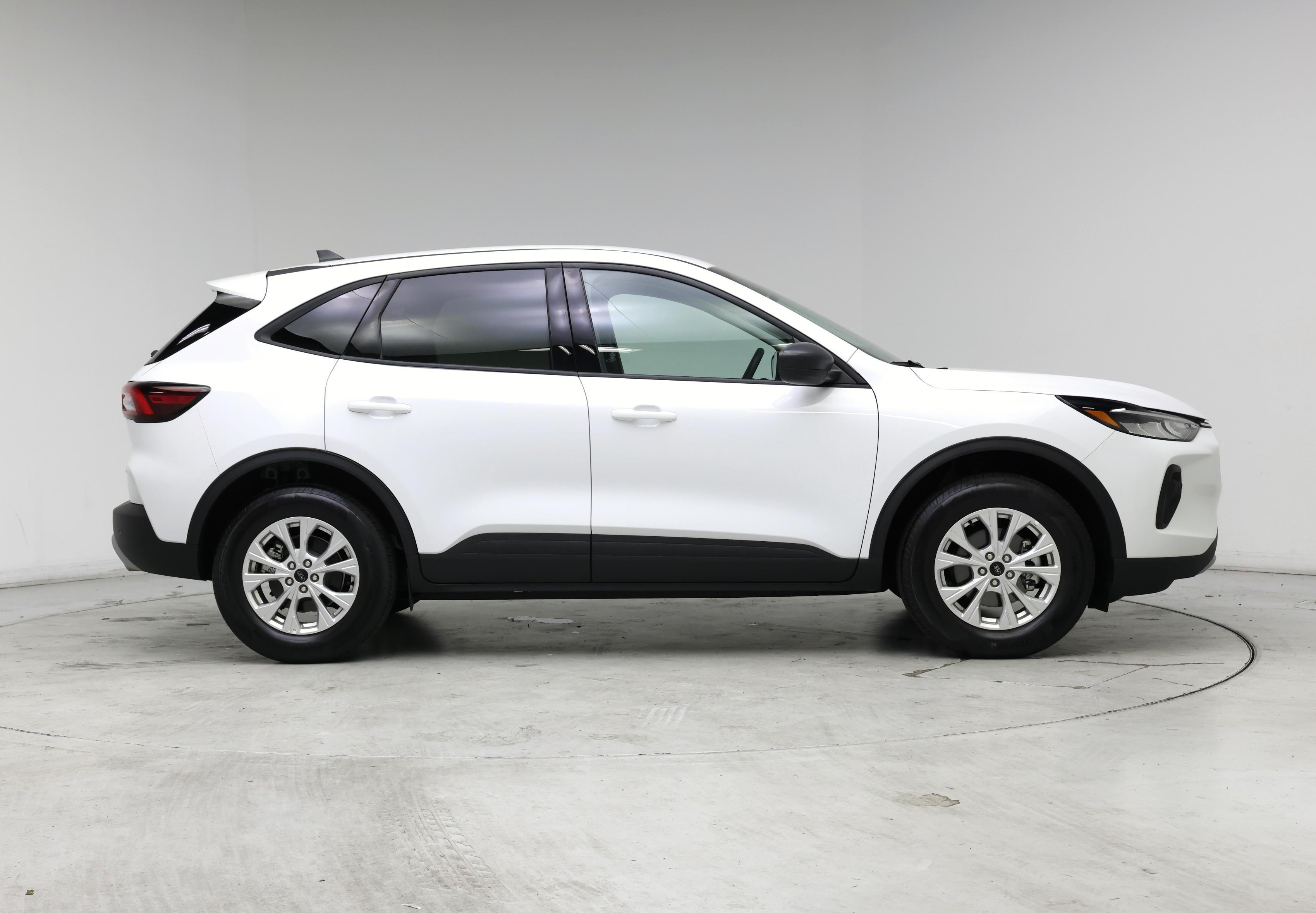 Thumbnail: 2025 Ford Escape - 7