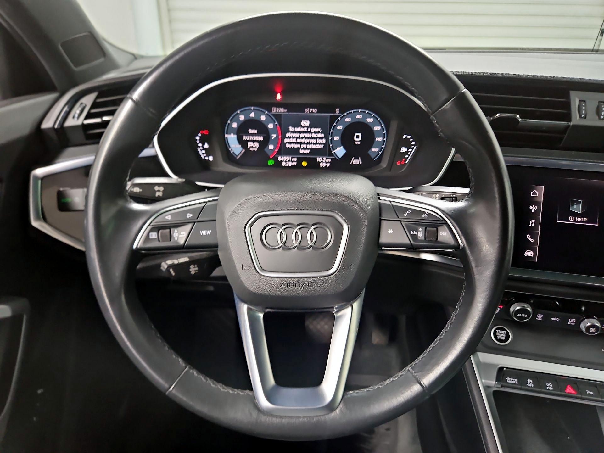 Thumbnail: 2022 Audi Q3 - 10