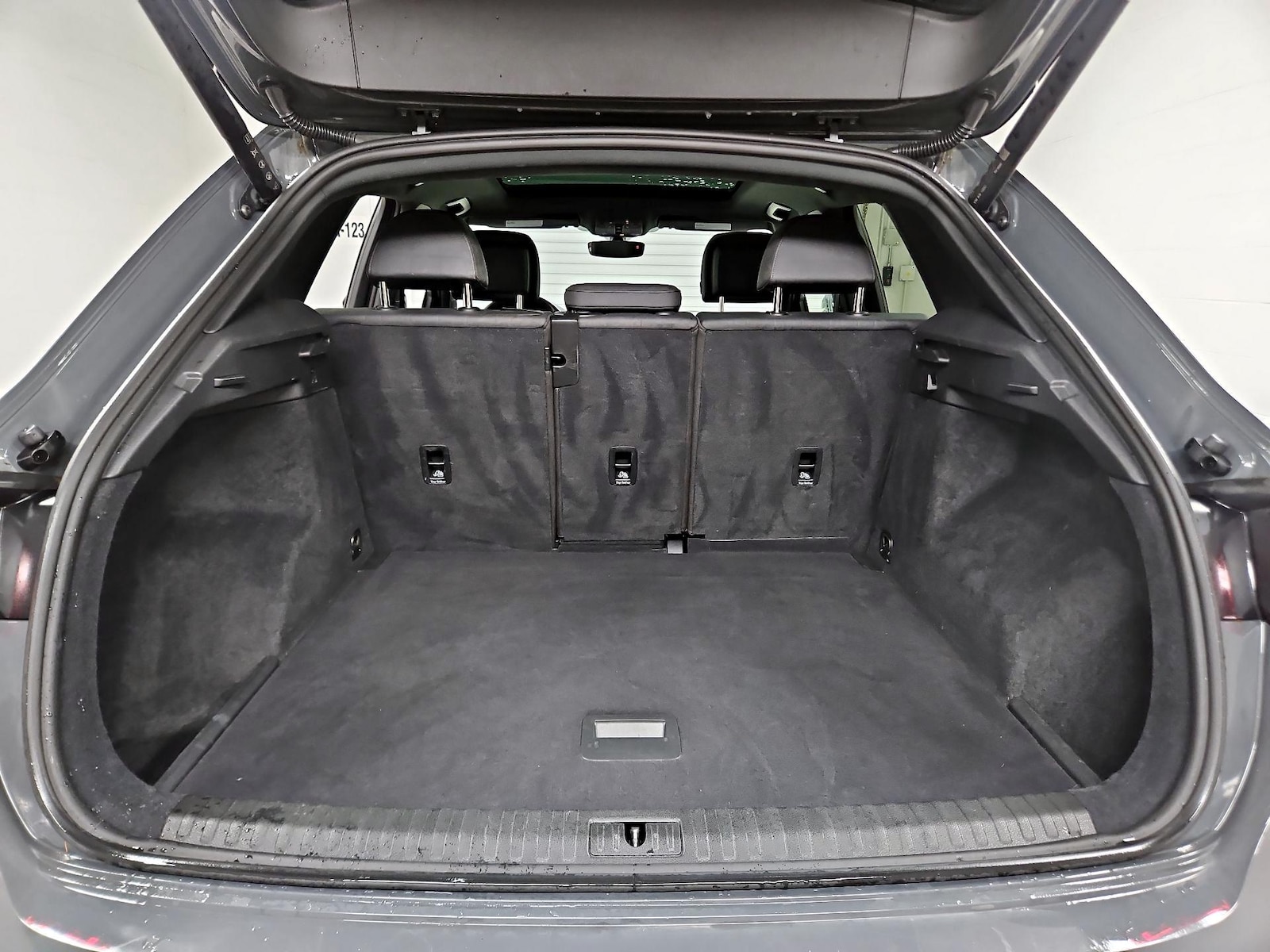 2022 Audi Q3 Premium - Photo 22